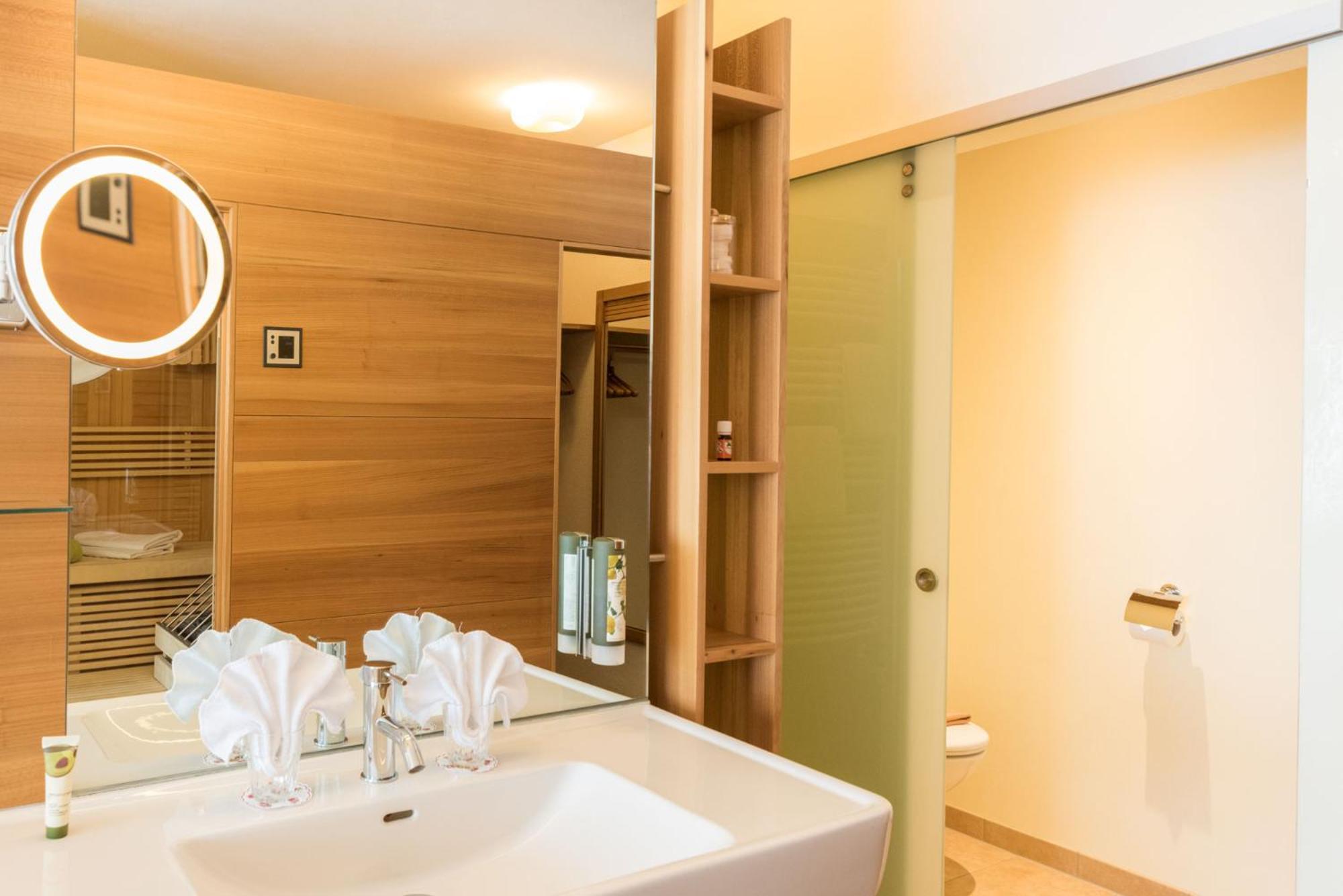Suite with Sauna - Photo 6