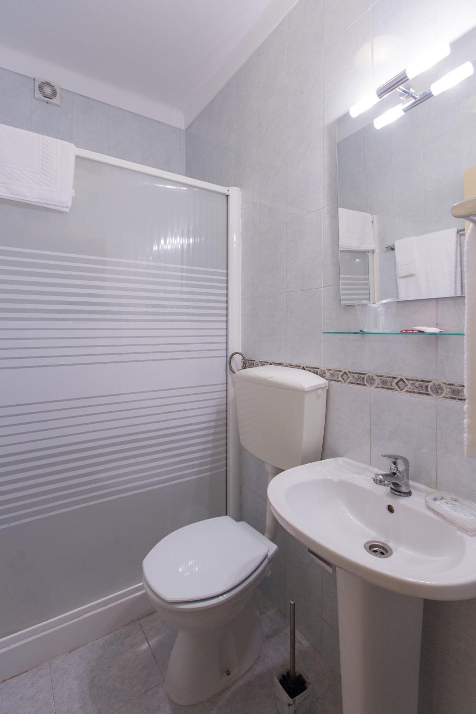 Single Room photo 3