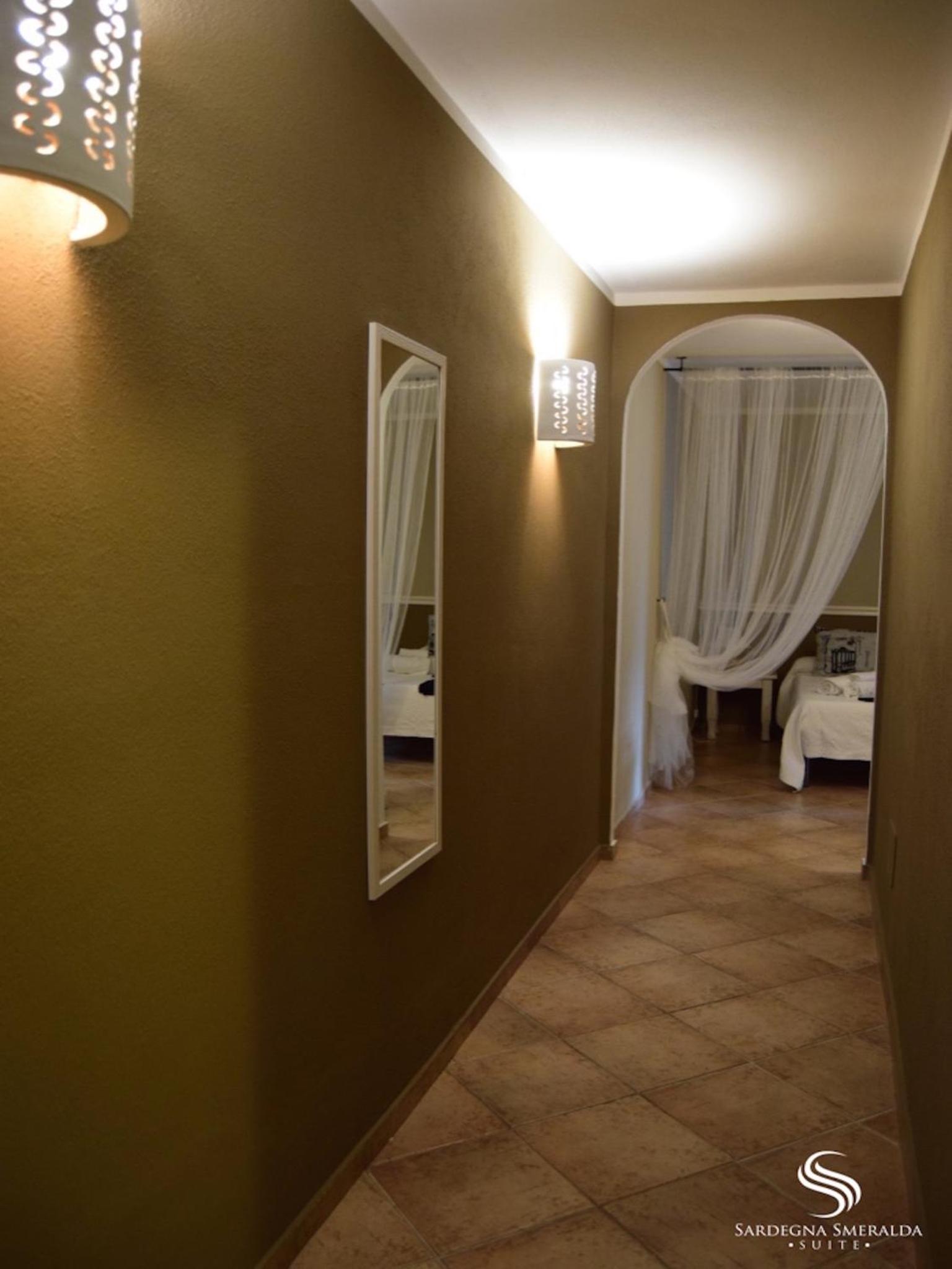 Deluxe Studio Apartment