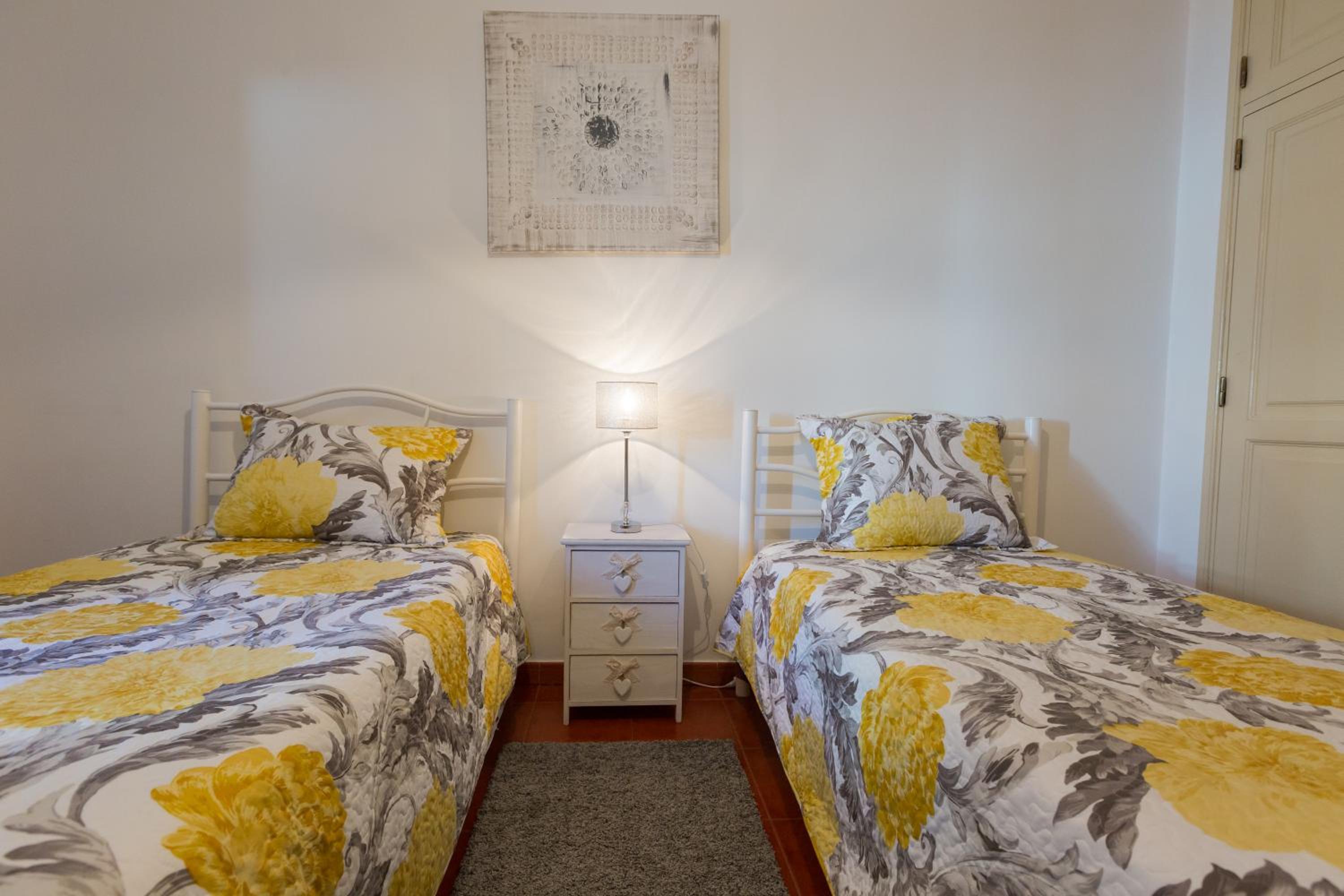 Large Single Room photo 1