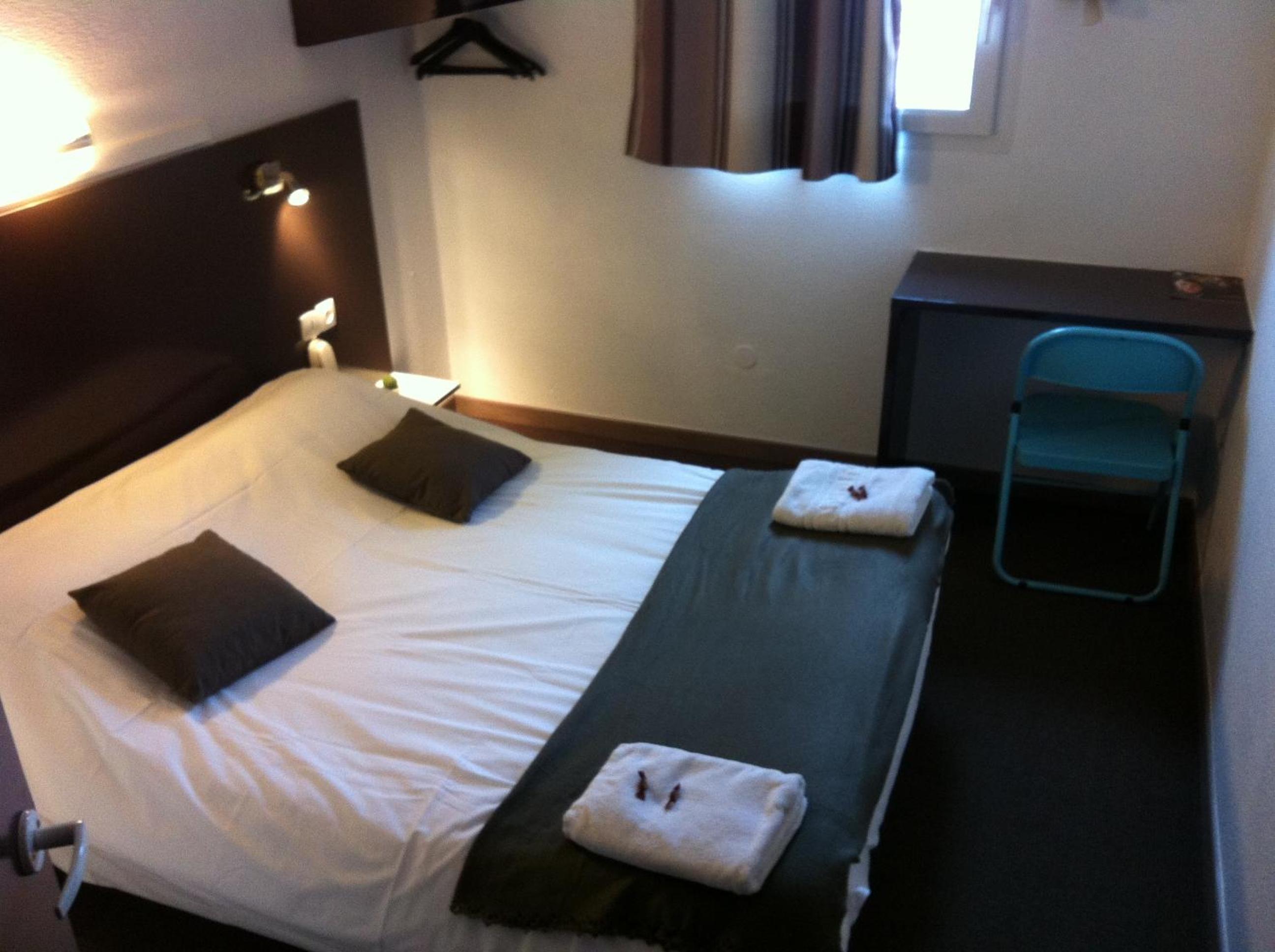 Double Room - Photo 4