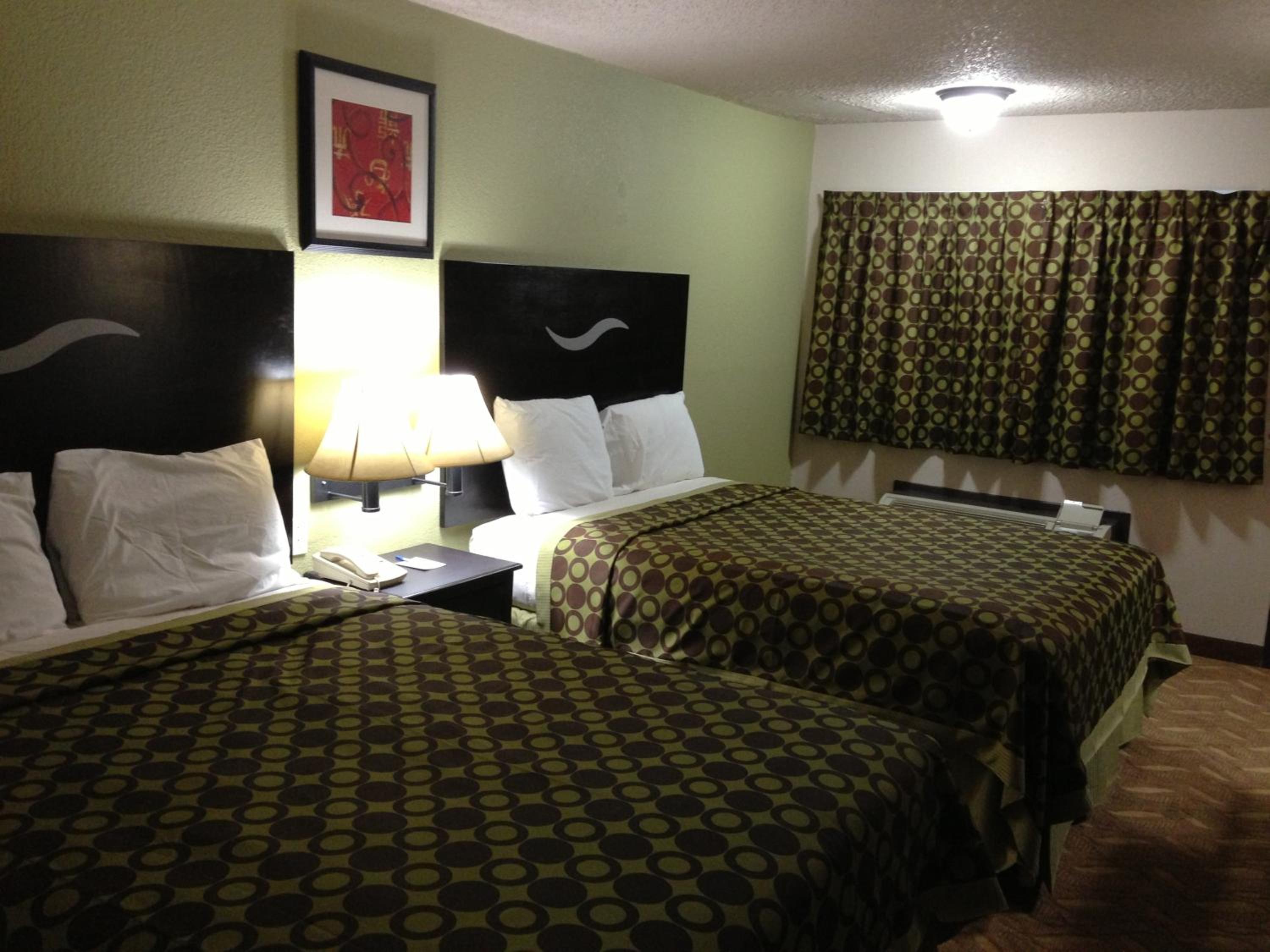 Double Room with Two Double Beds - Non-Smoking - Photo 1