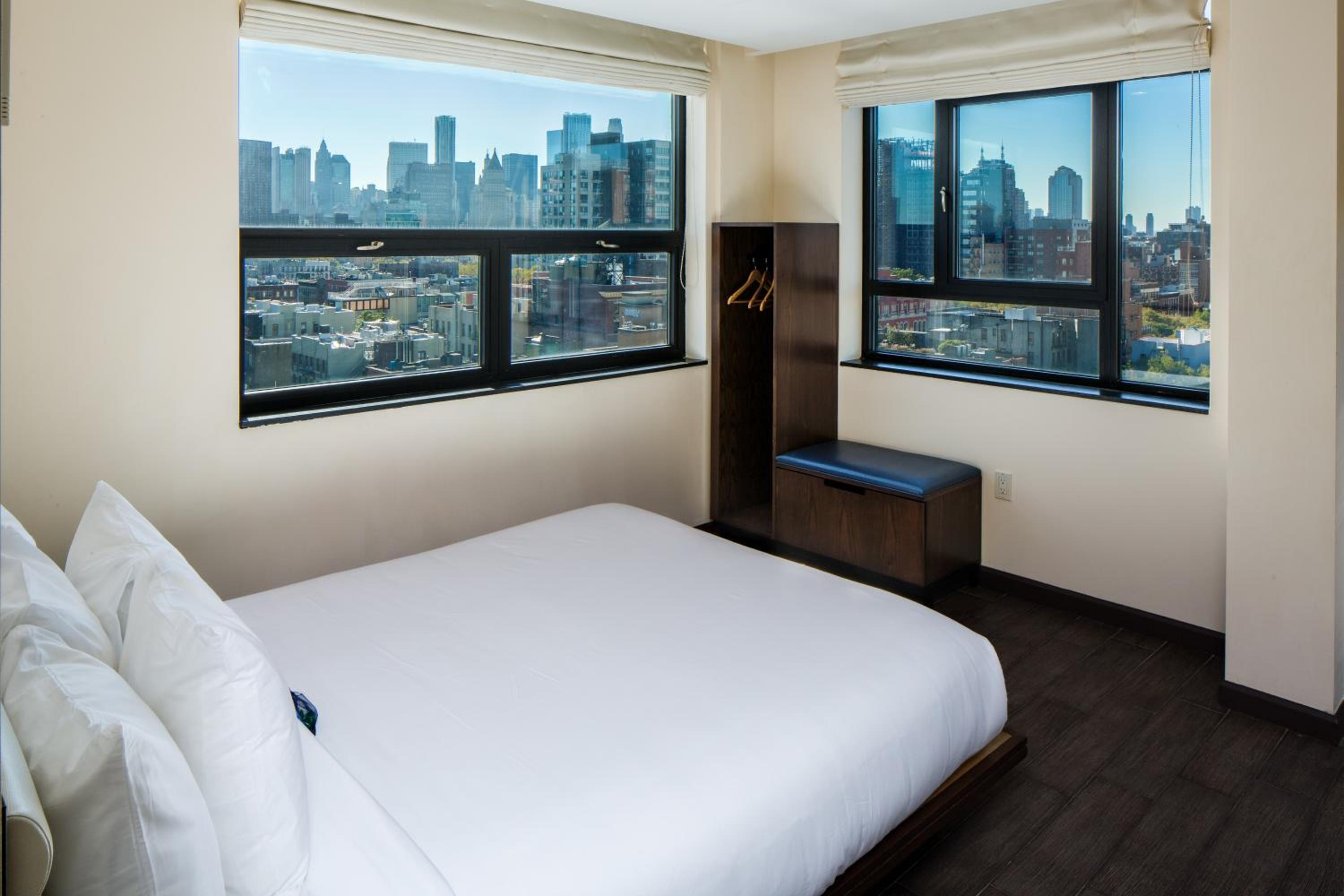 Premier Queen City View photo 2
