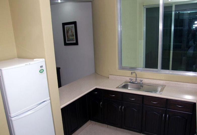 Three-Bedroom Apartment - Photo 16