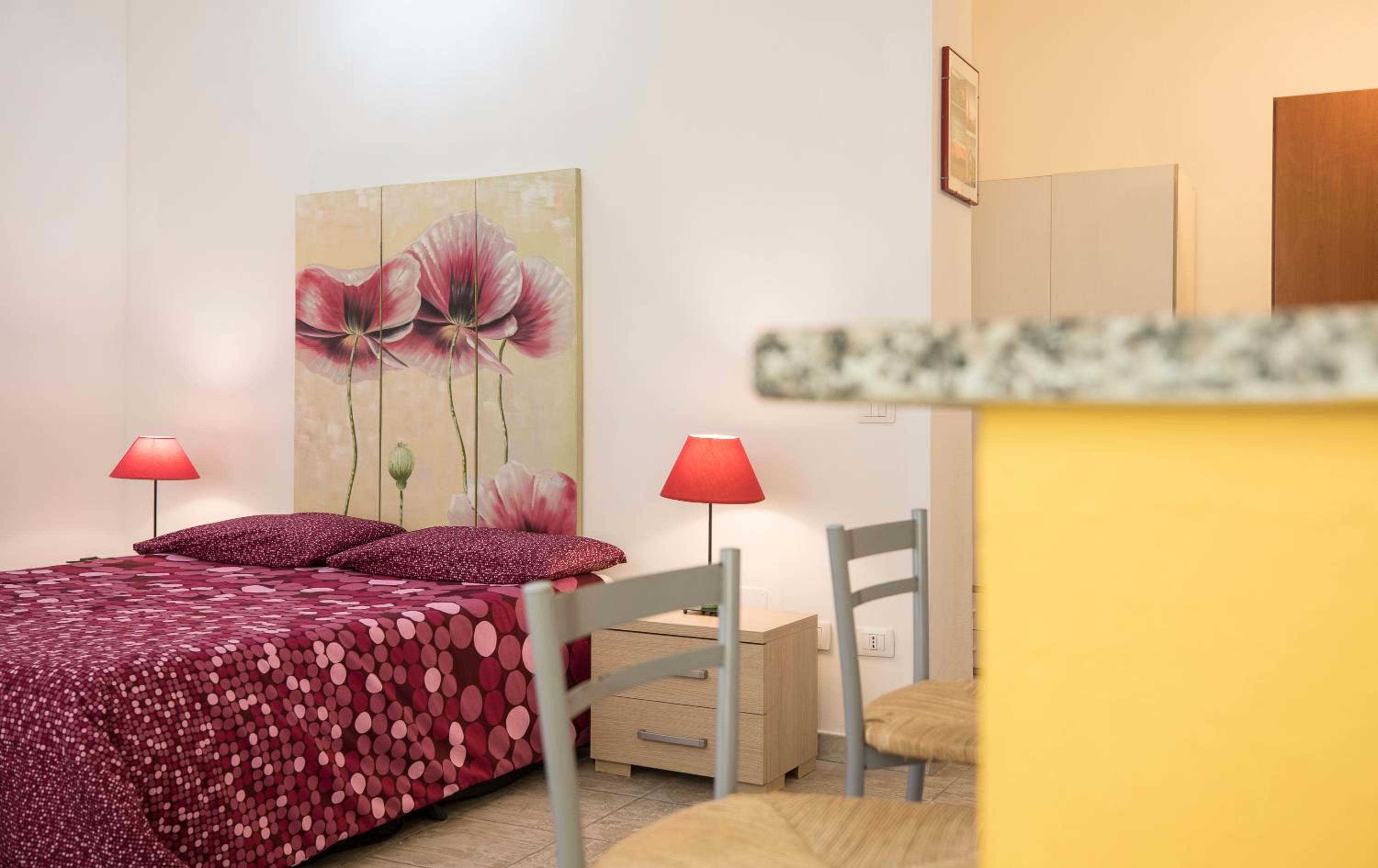 Studio Apartment photo 3