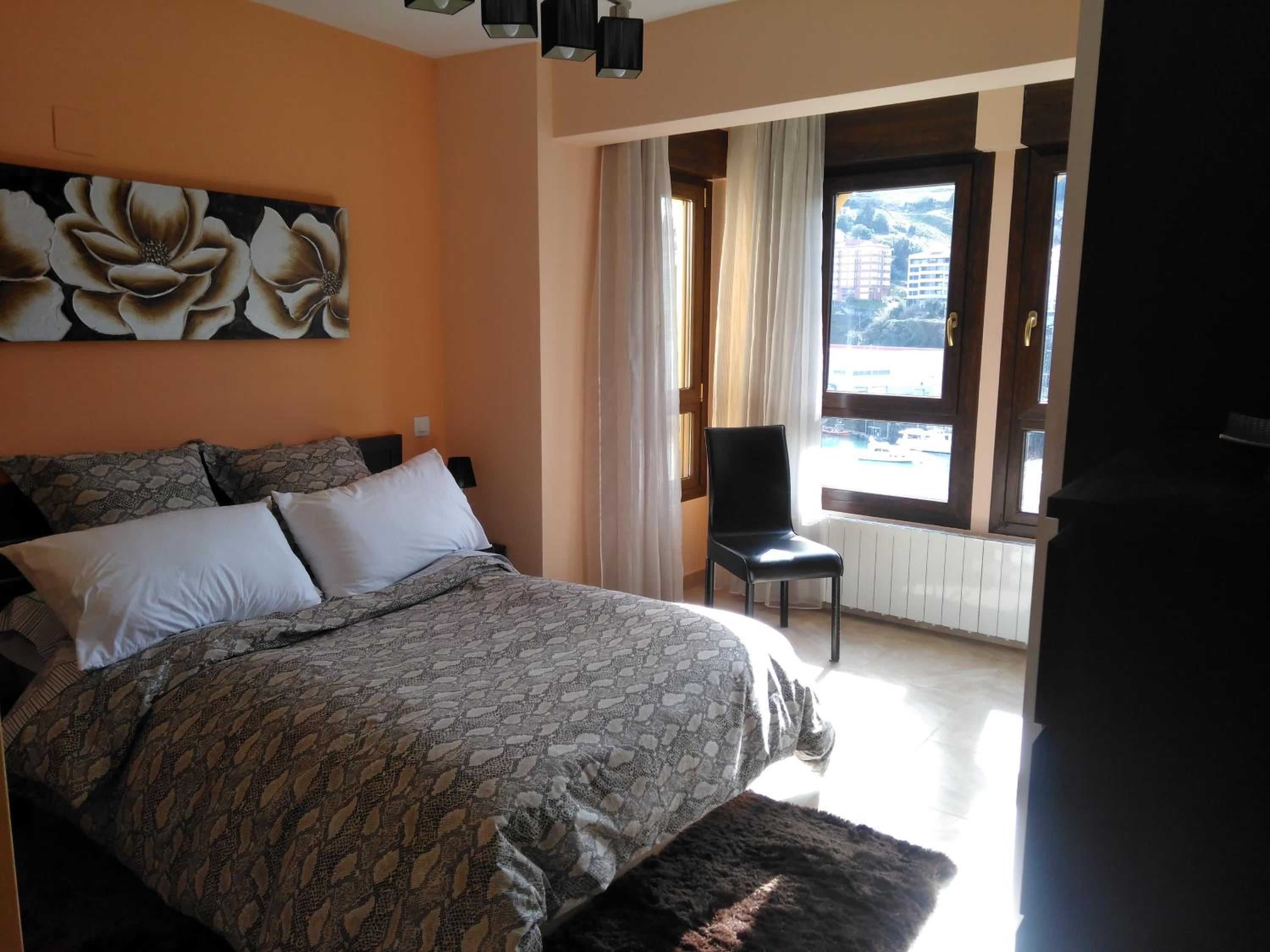 Apartment - Photo 1