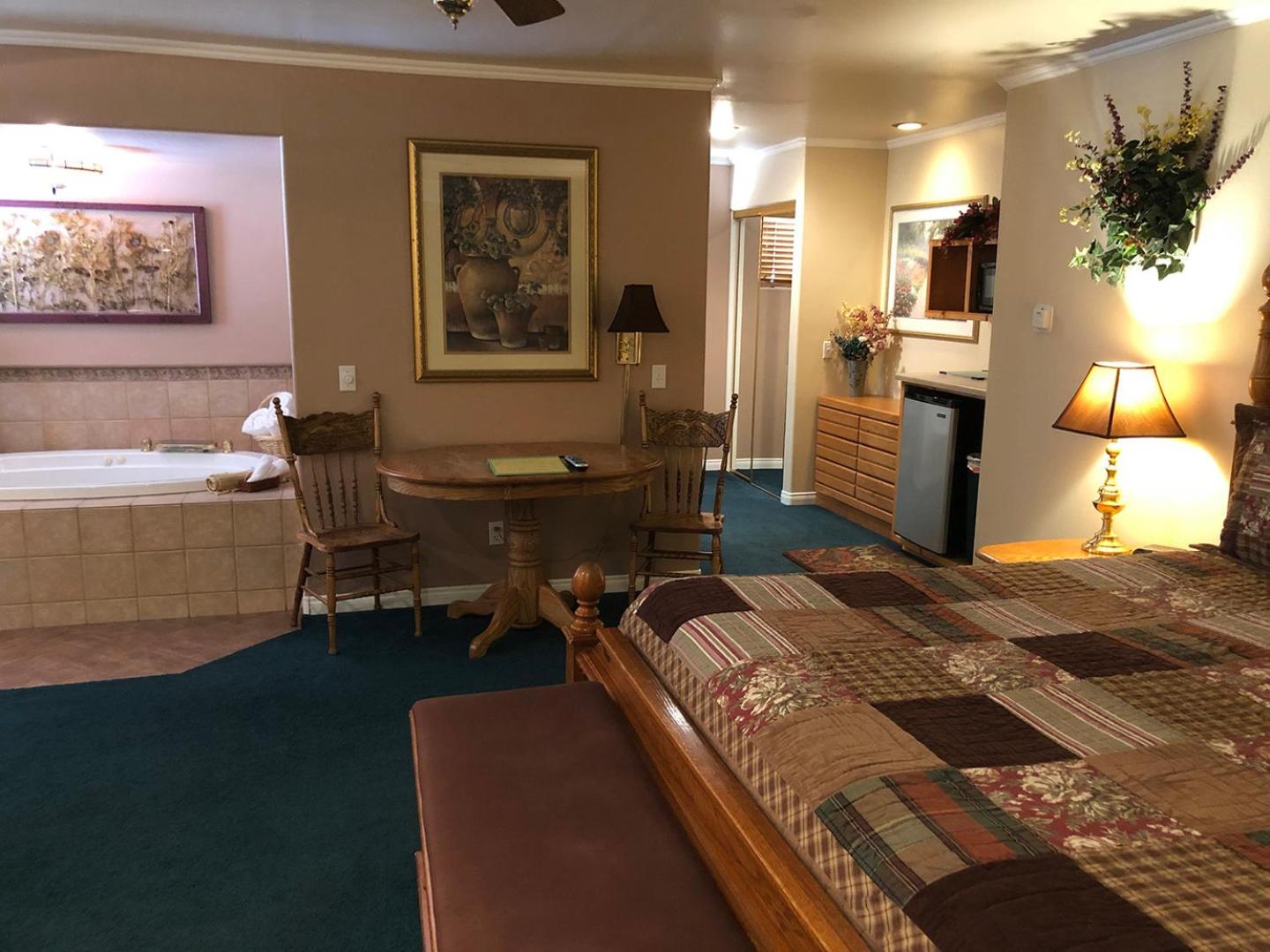 Luxury Triple Room