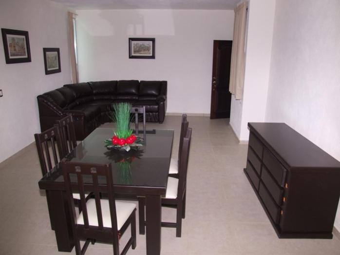Three-Bedroom Apartment - Photo 4