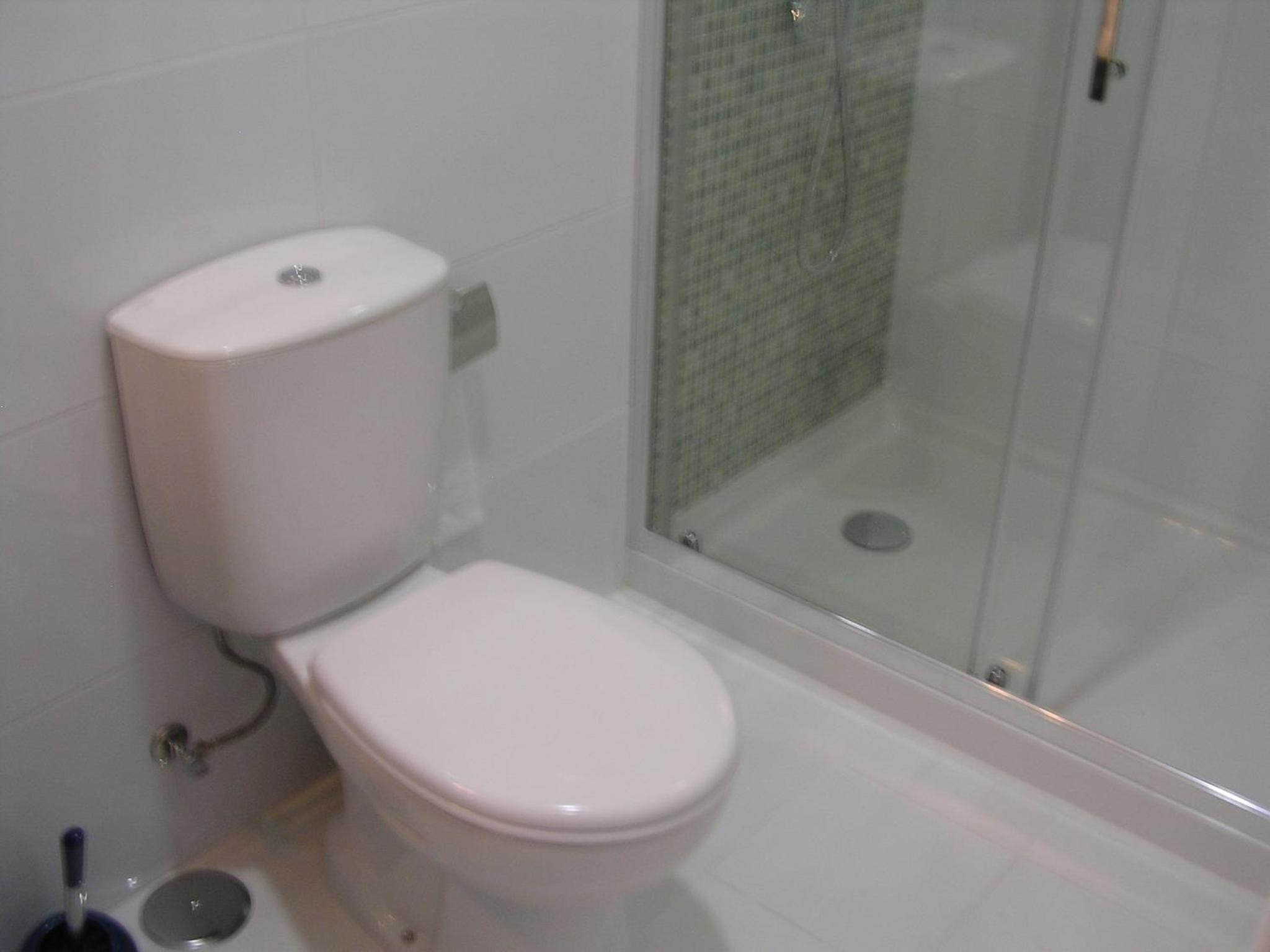 Standard Suite - Photo 11