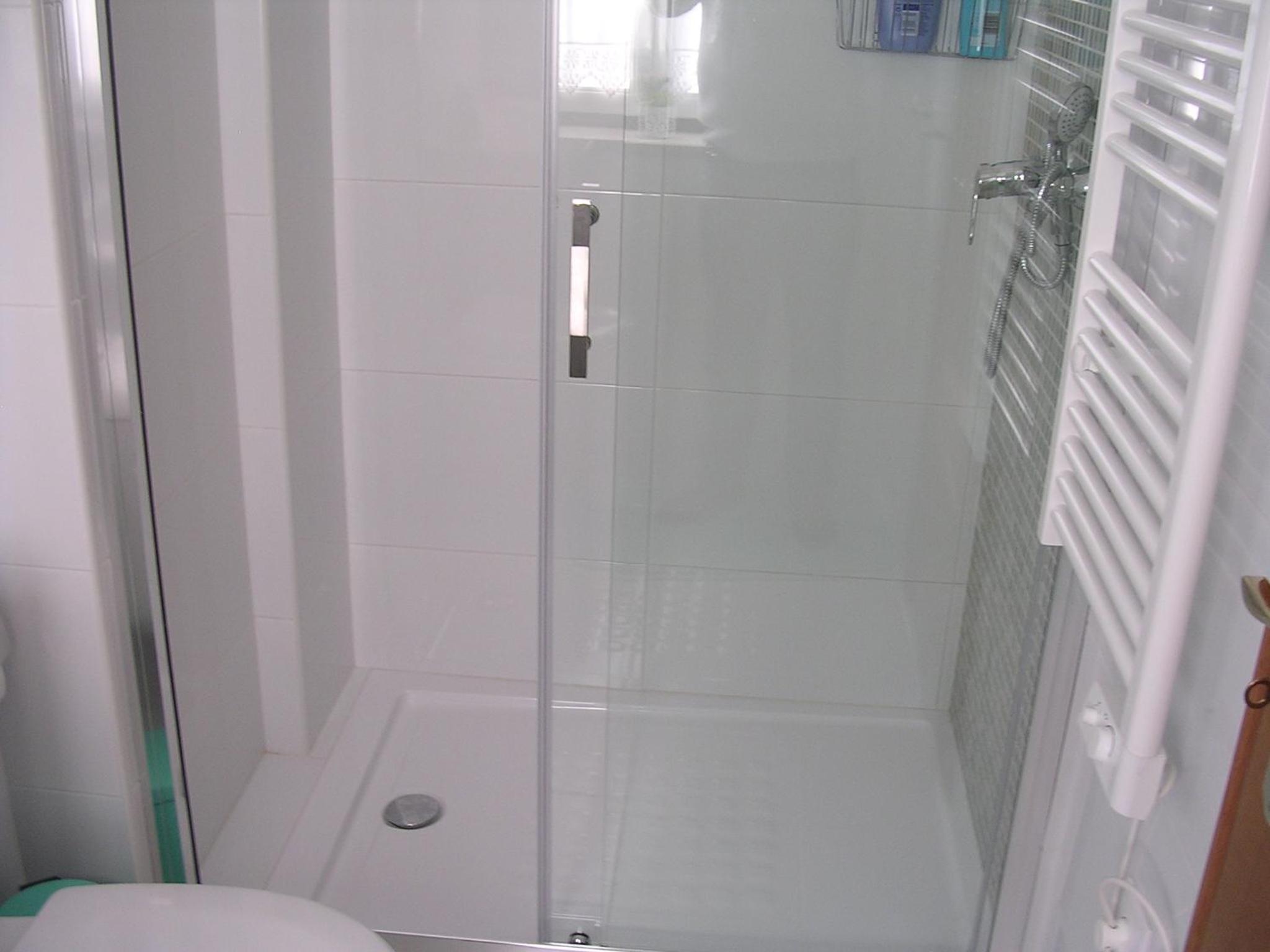Standard Suite - Photo 3