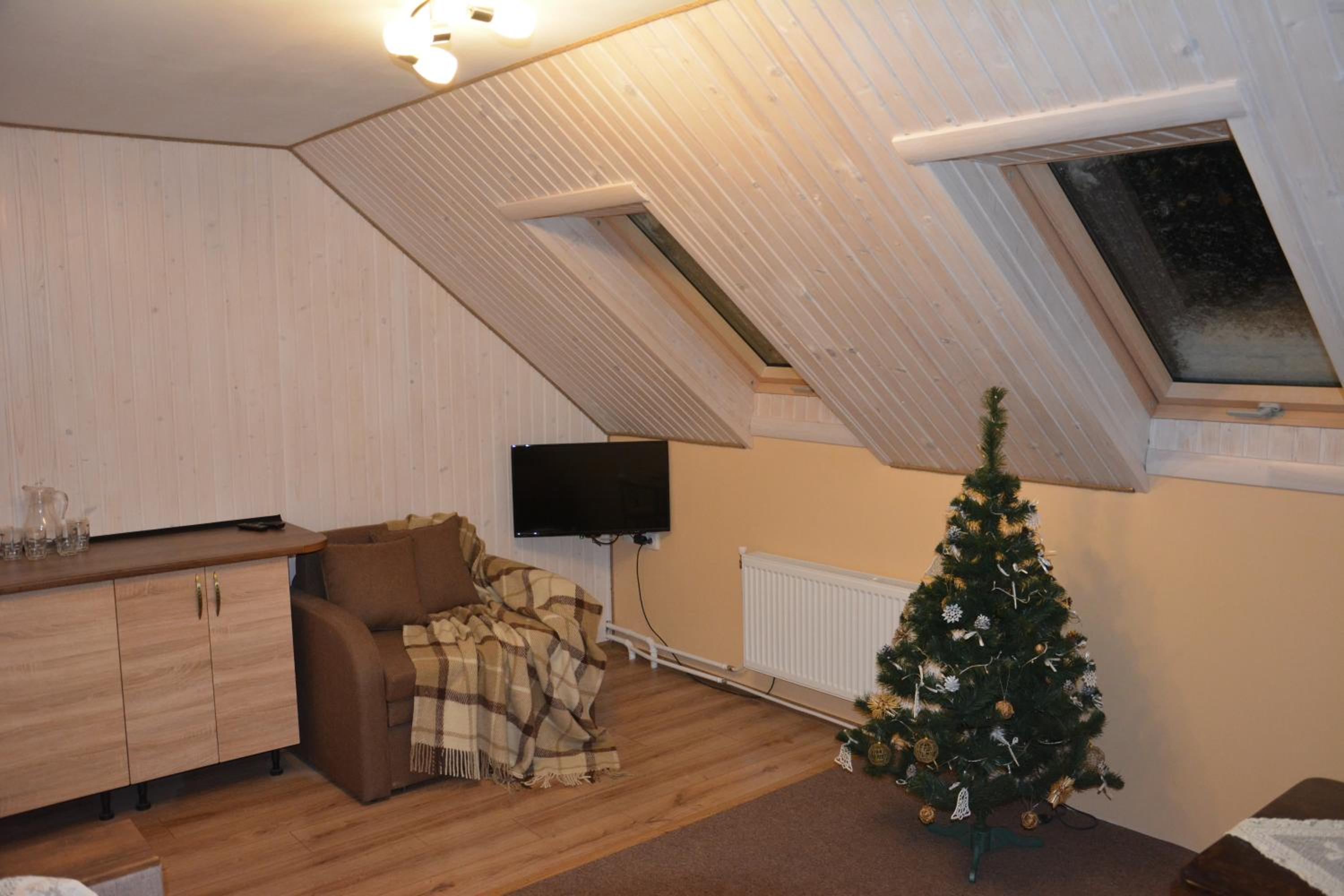 Apartment with Mountain View photo 1