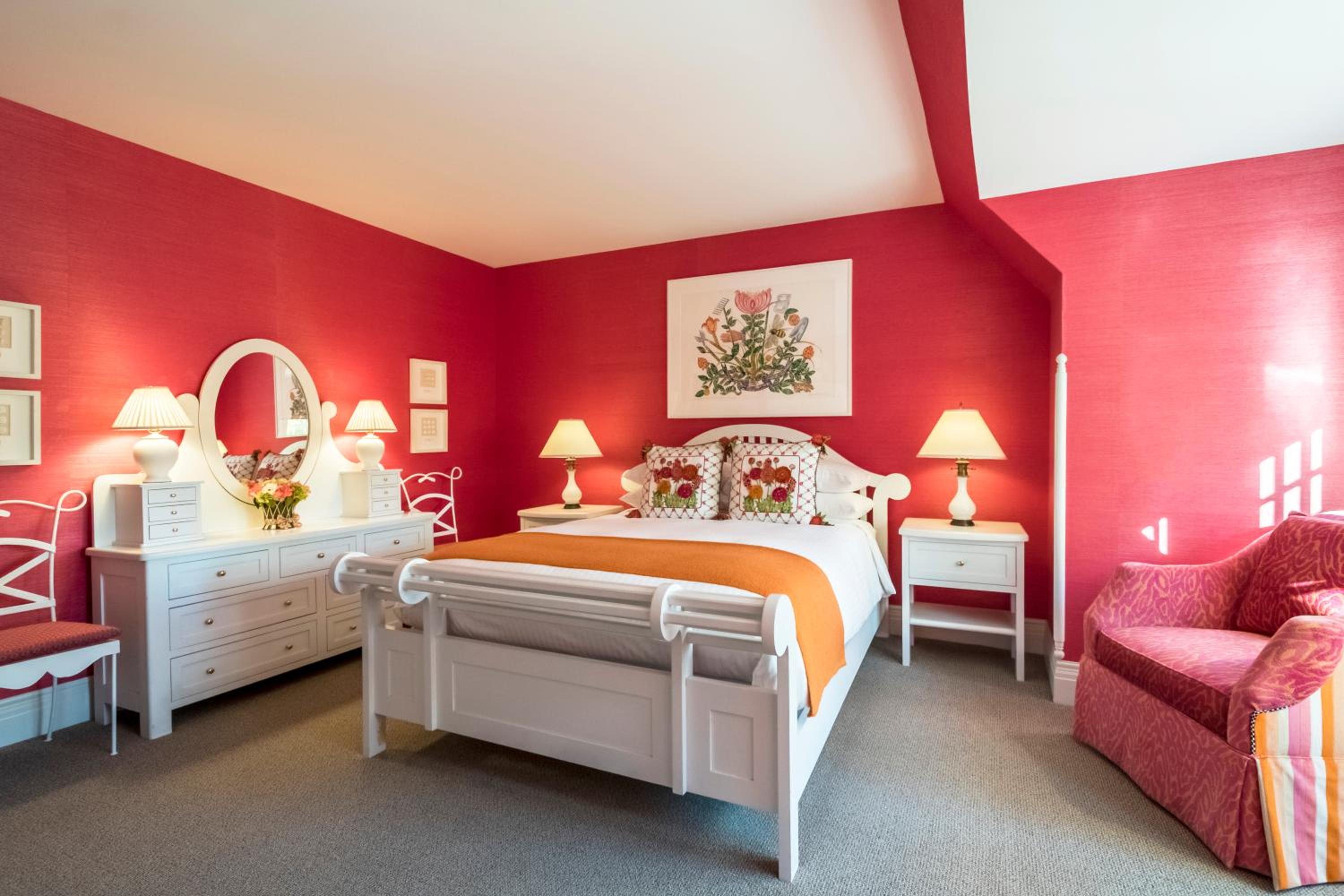 Queen Room - Rowland House 