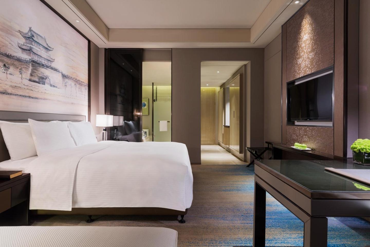Grand Deluxe Twin Room
