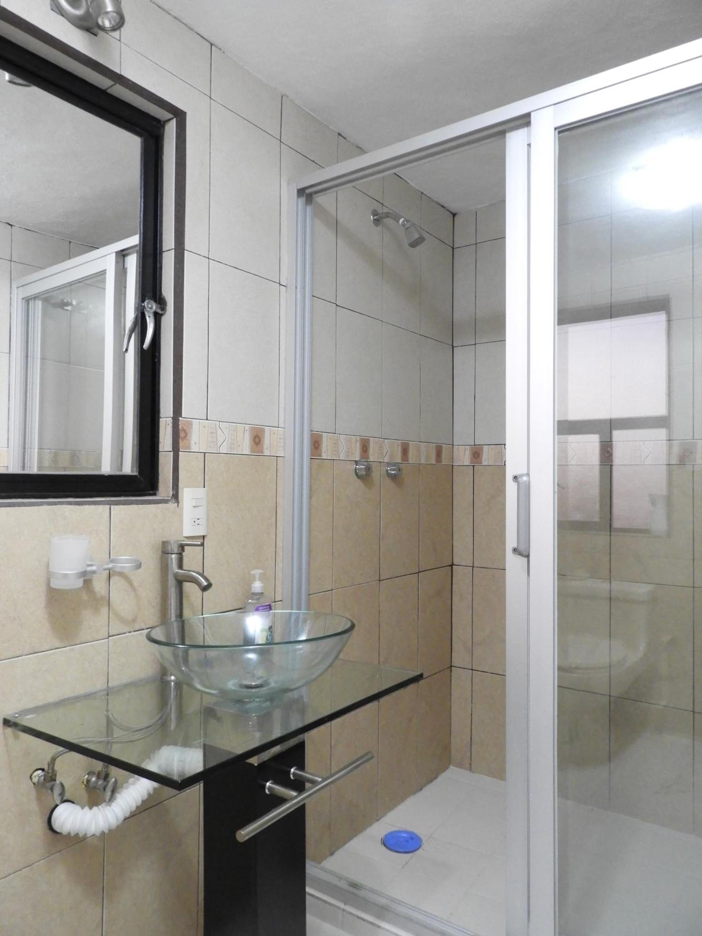Suite with Balcony - Photo 13