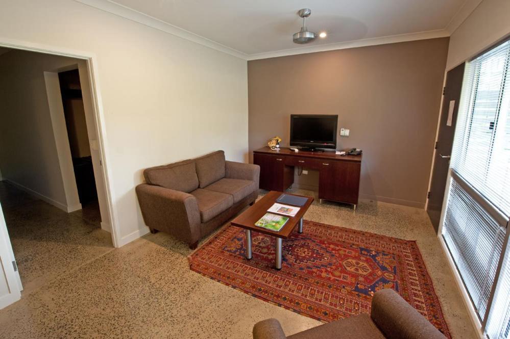 Two-Bedroom Apartment photo 3