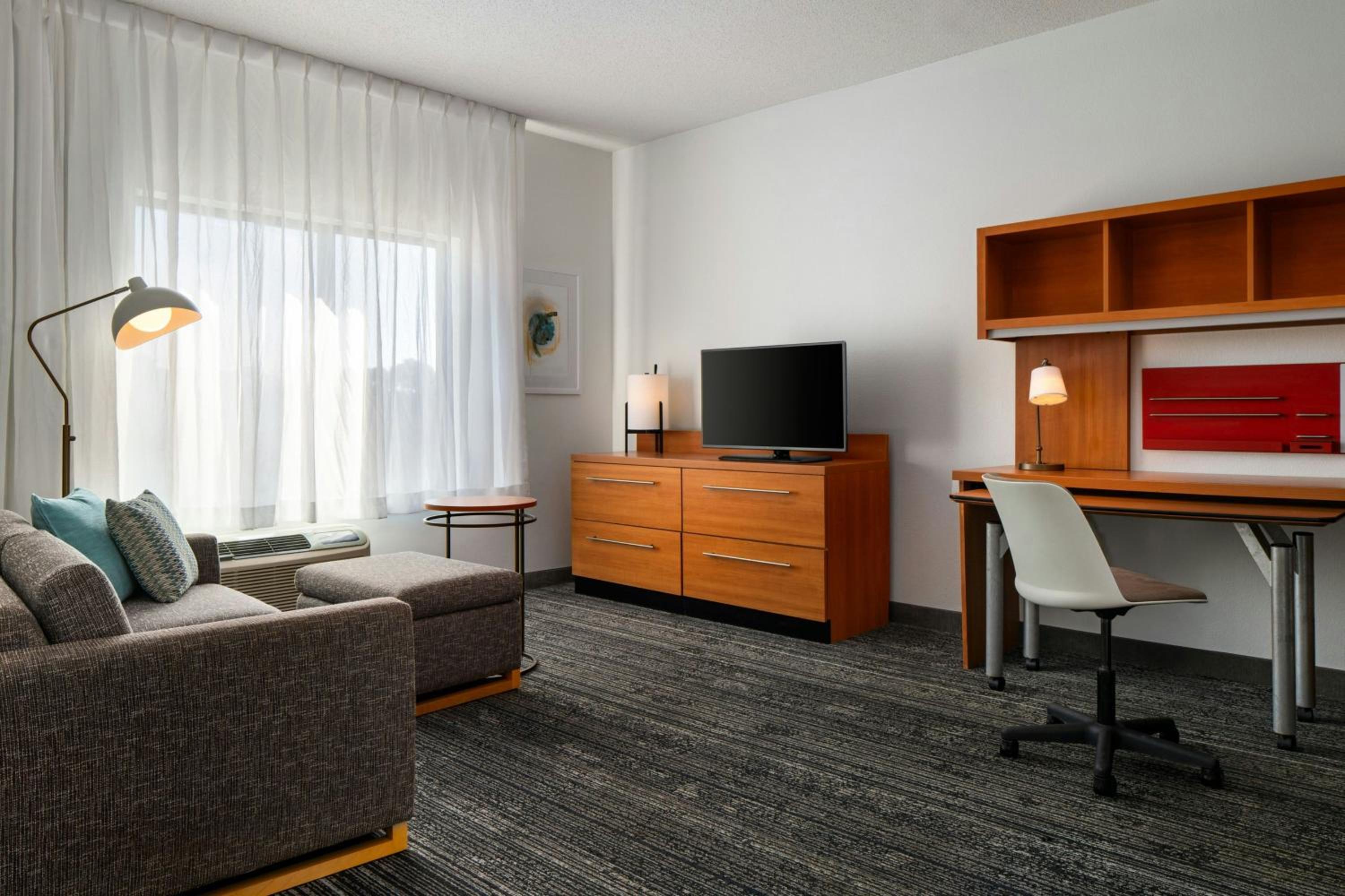 One-Bedroom Suite