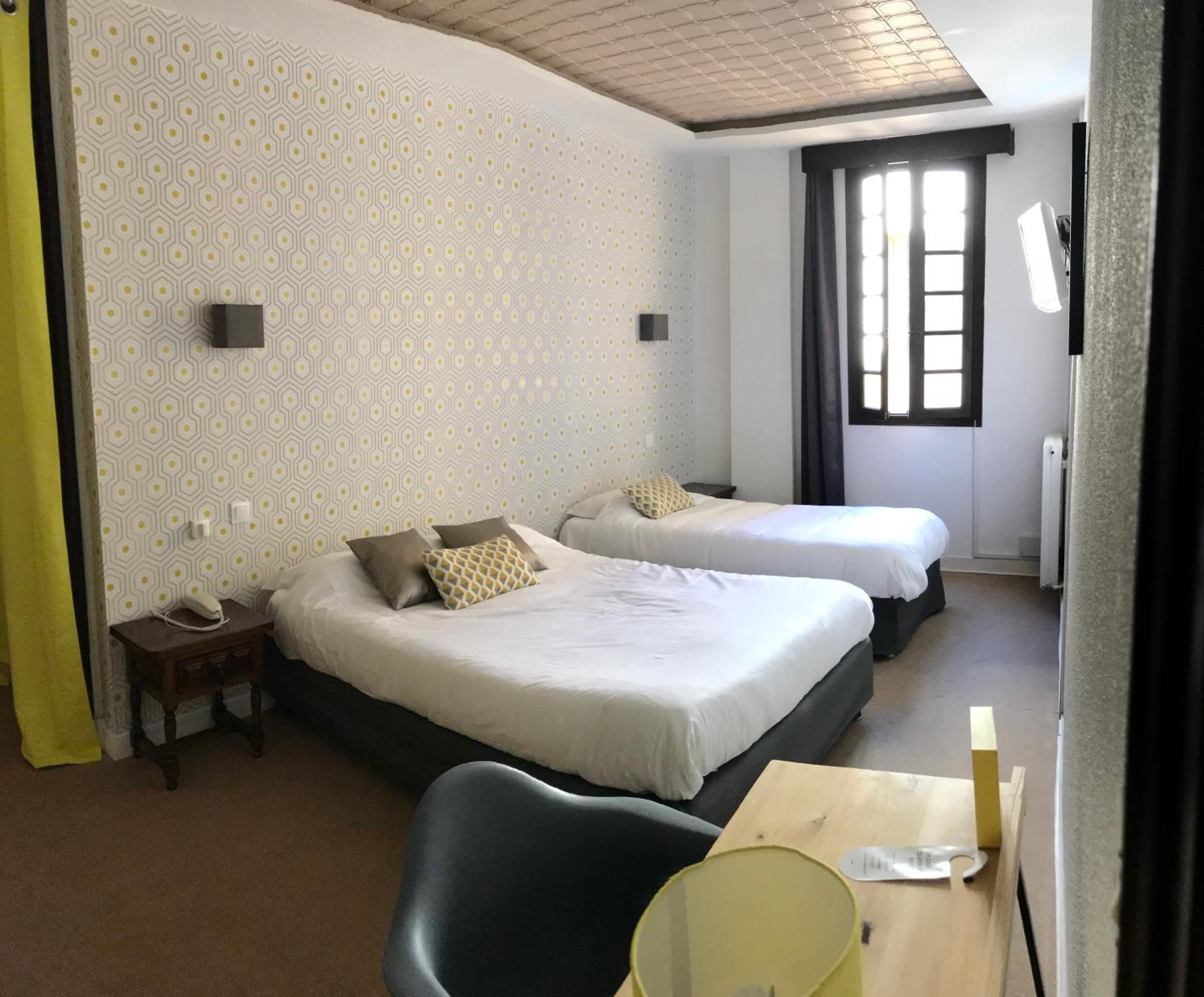 Triple Room - Photo 8