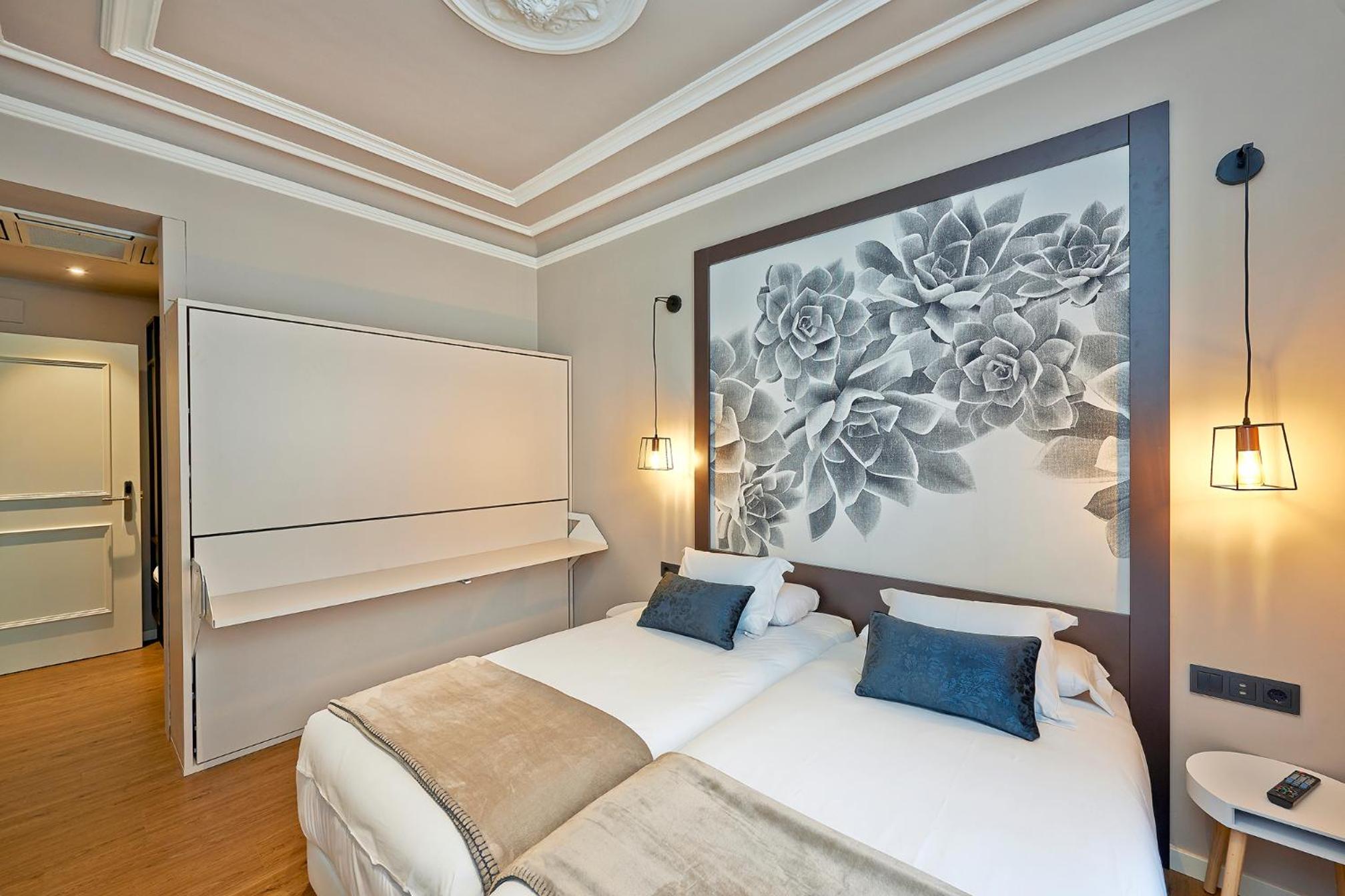 Family Room photo 2