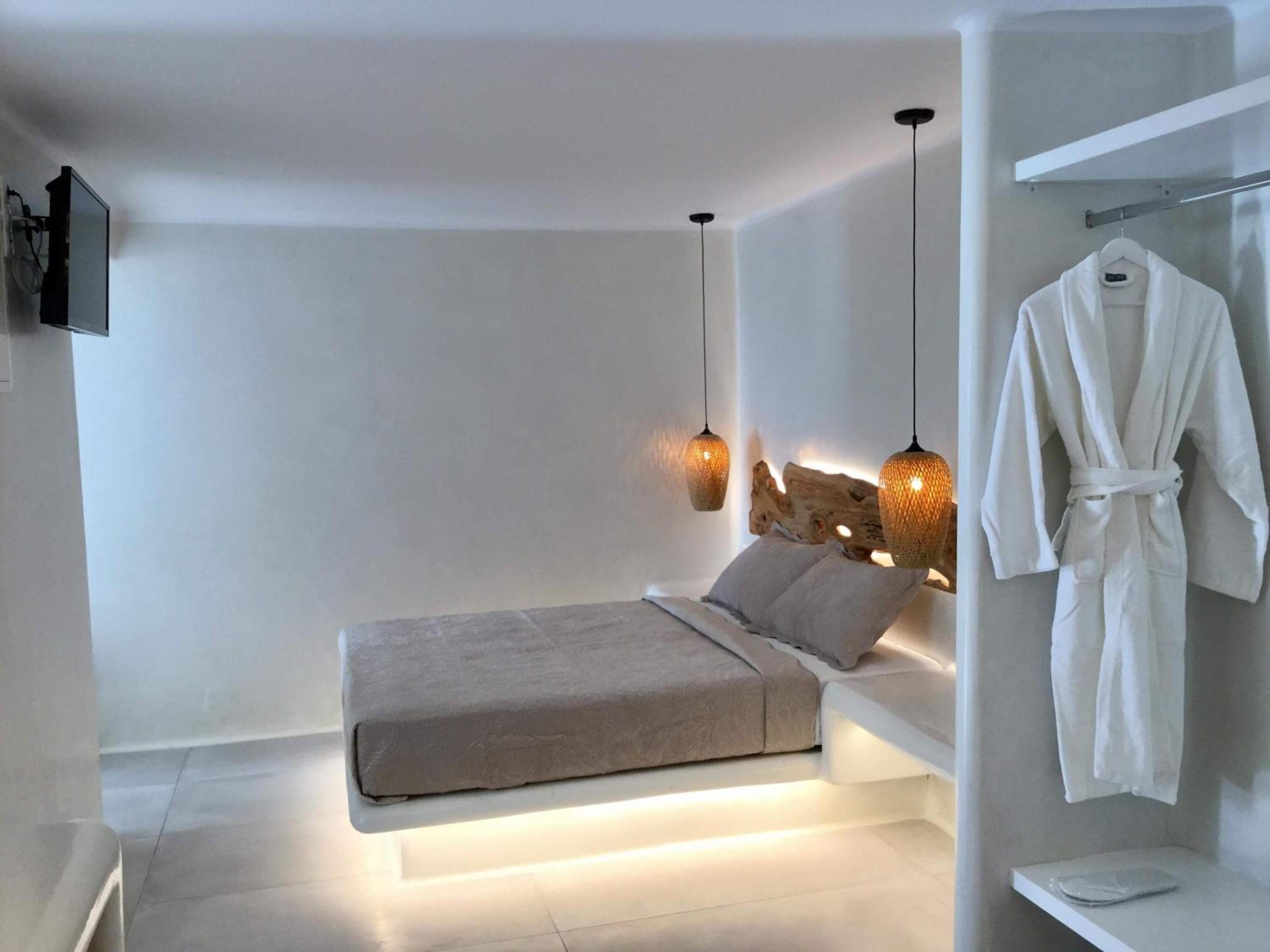 Deluxe Suite with Terrace (4 Adults)