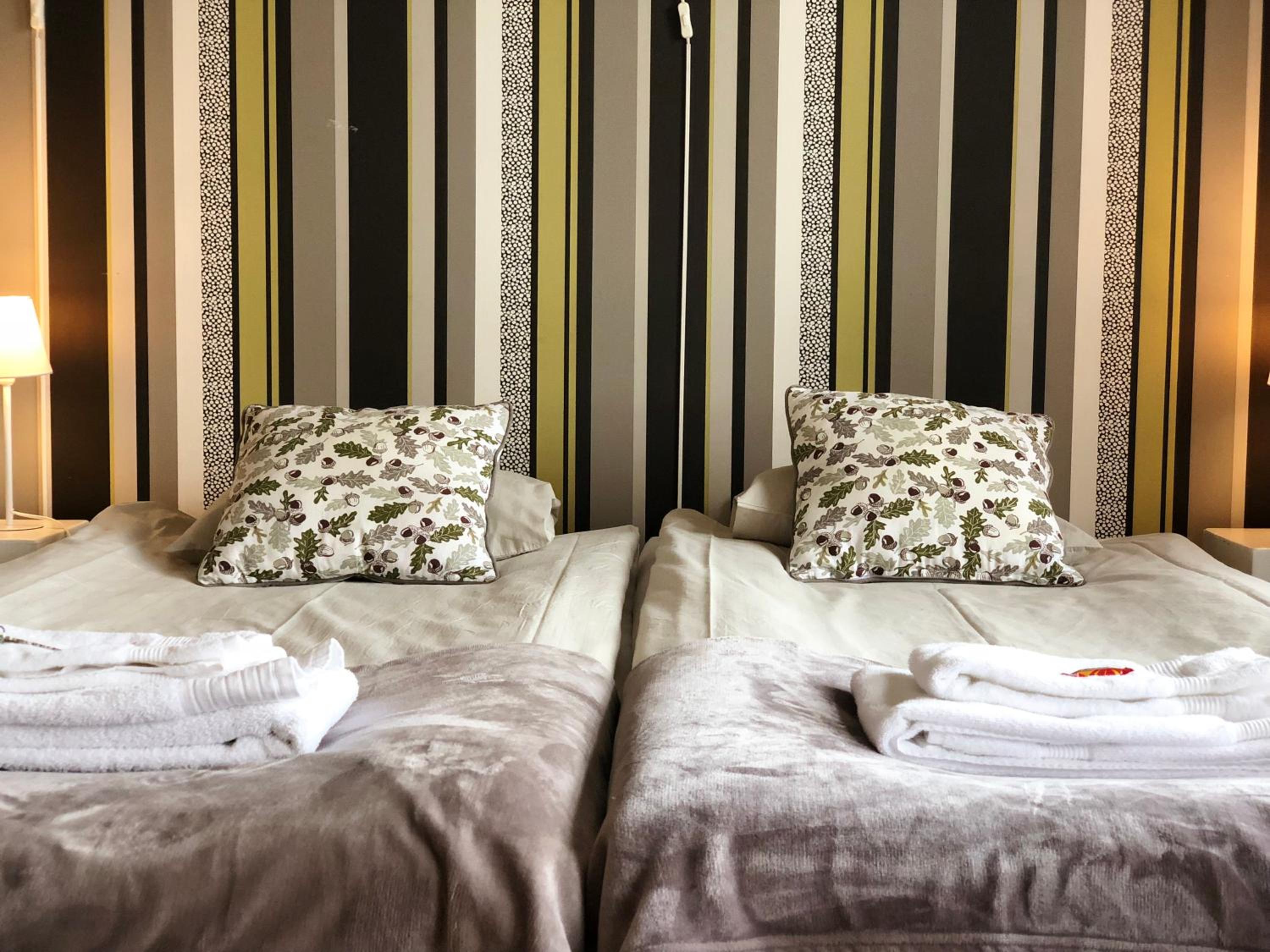 Economy Double Room with Shared Bathroom photo 1