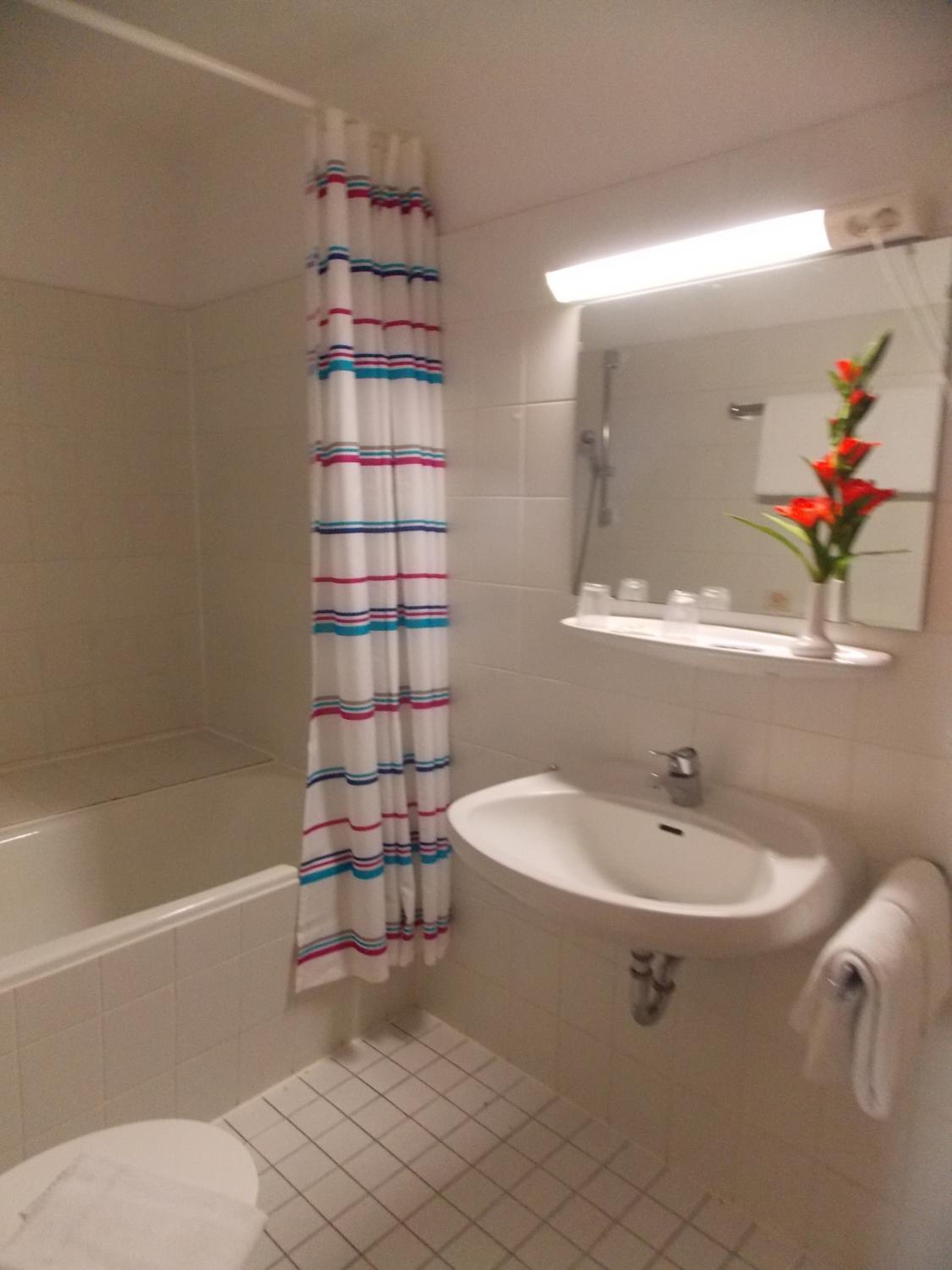 Double Room - Photo 3