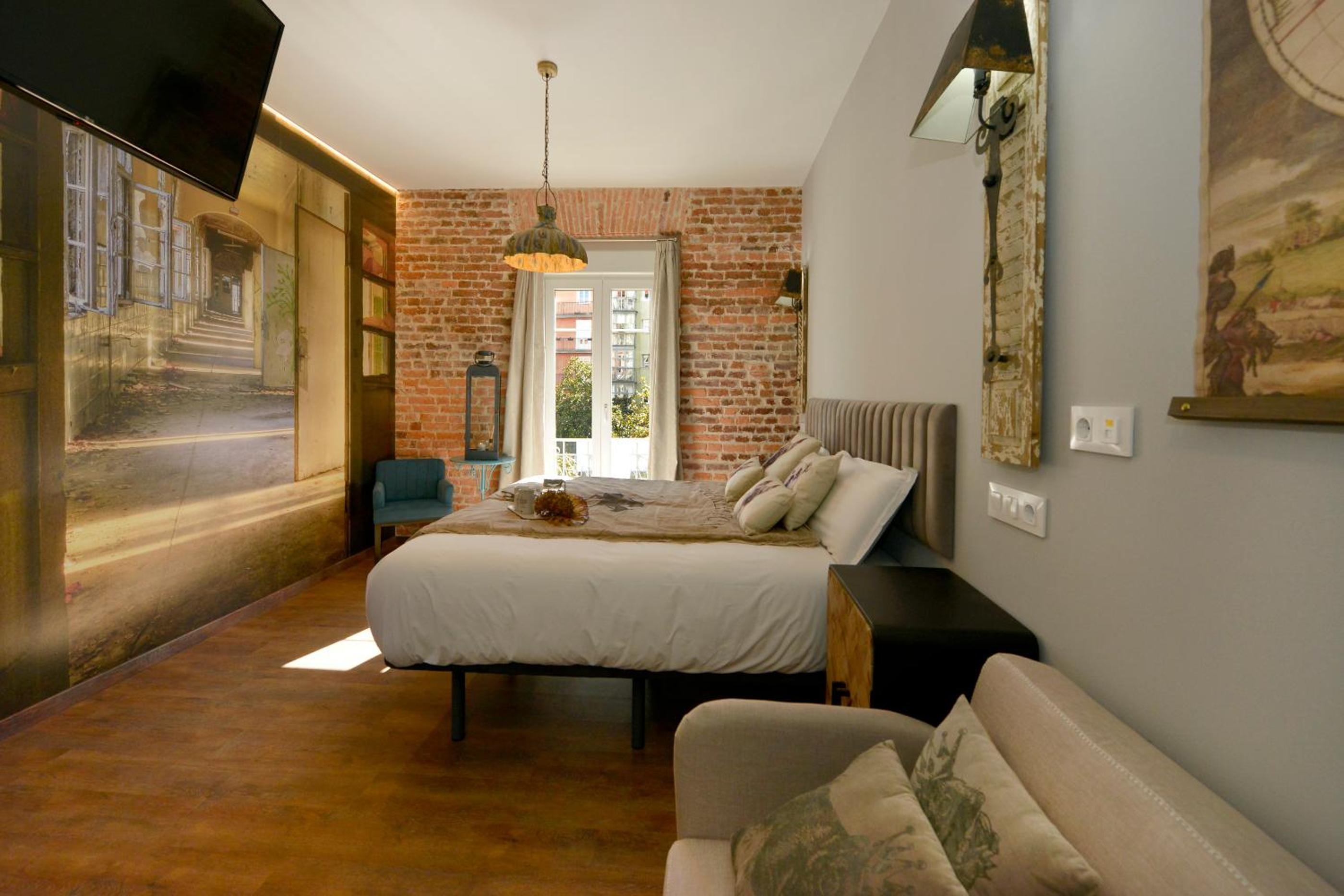 Habitación Superior Triple con Balcón
