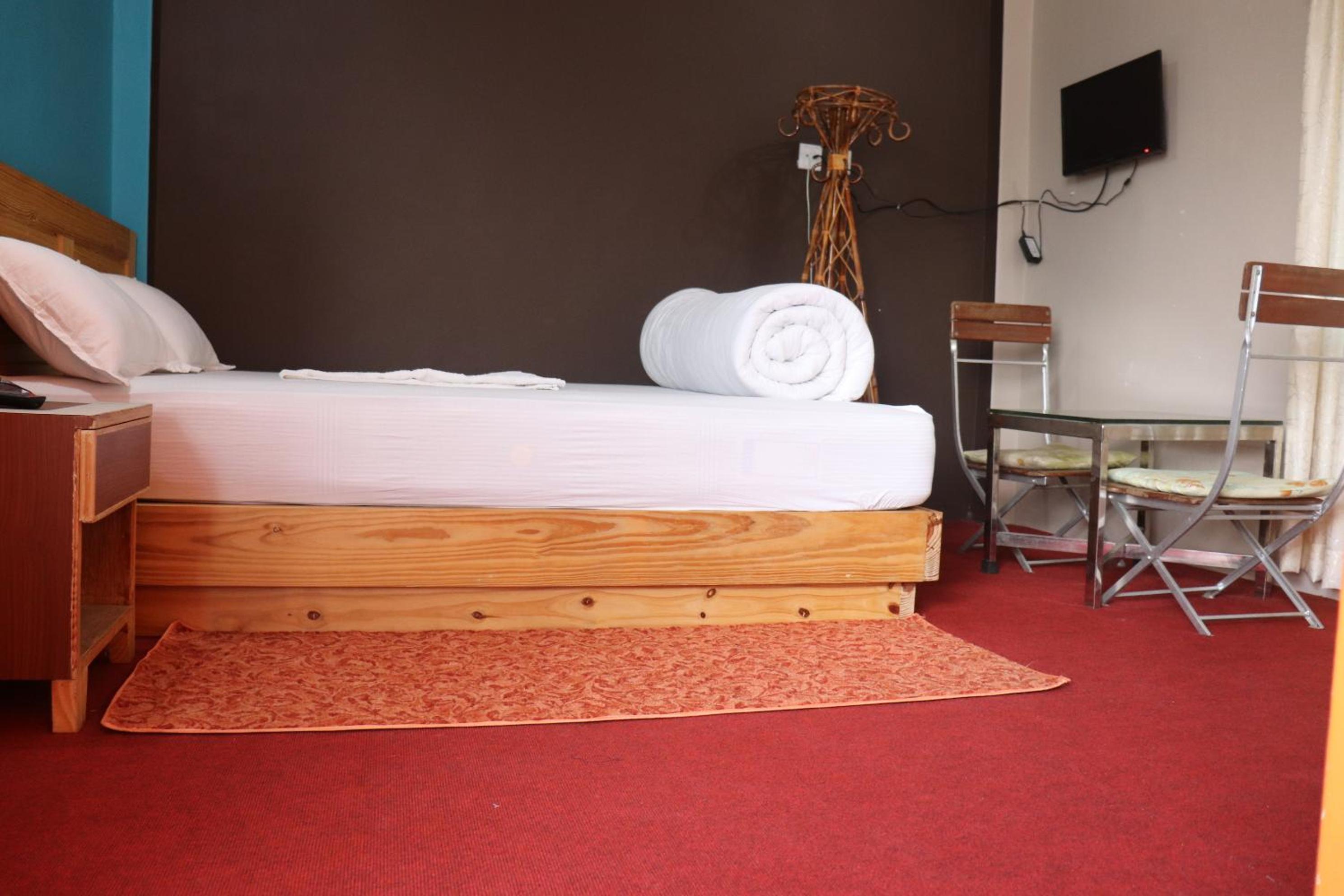Deluxe King Room photo 1