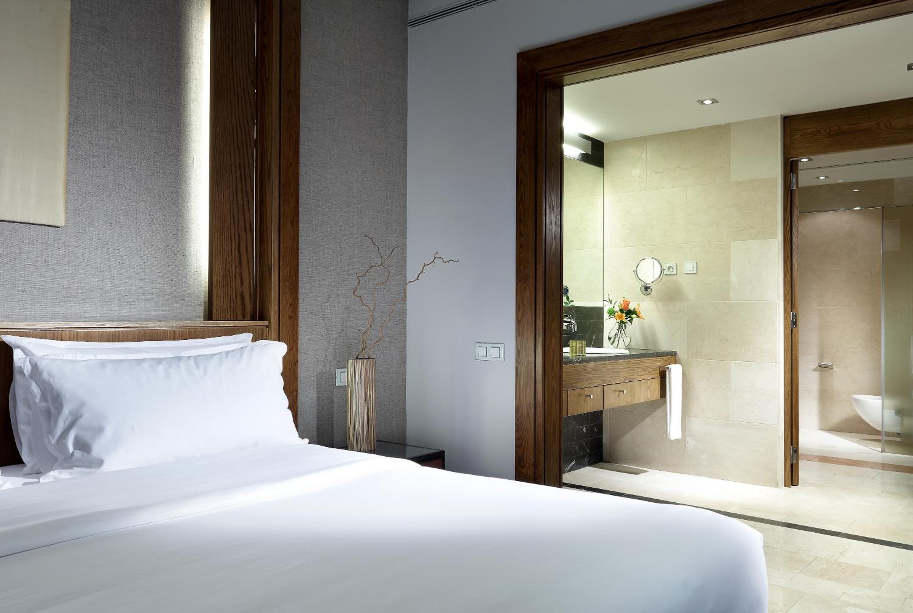Deluxe Double Suite - Photo 2