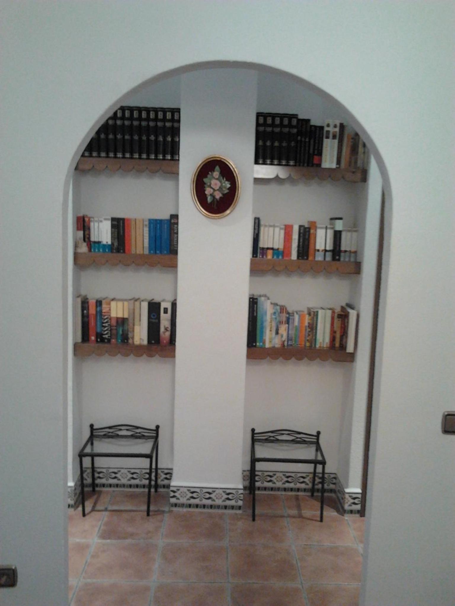 Three-Bedroom House photo 3