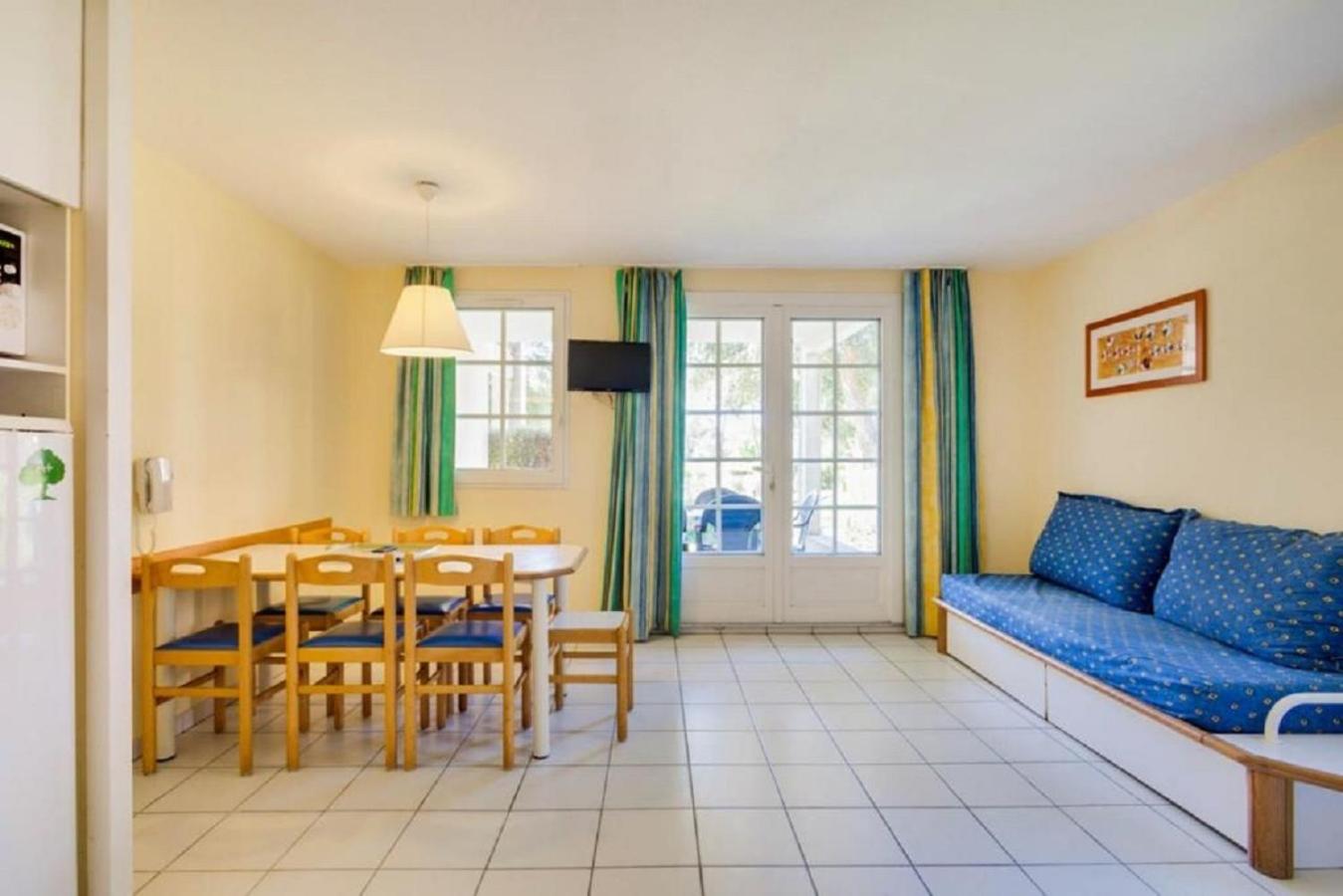 Comfort One-Bedroom Apartment (7 People)