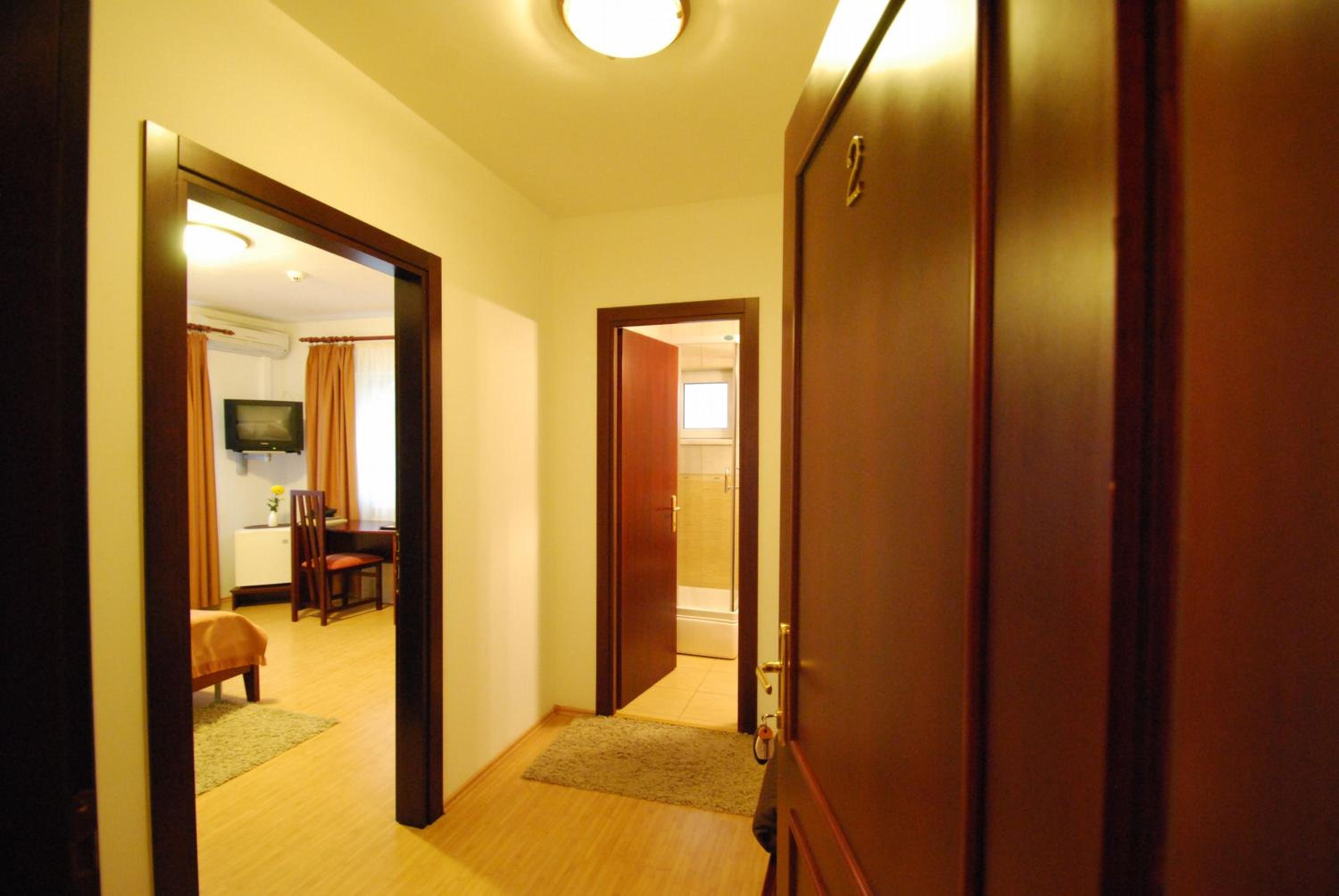 Double Room photo 3