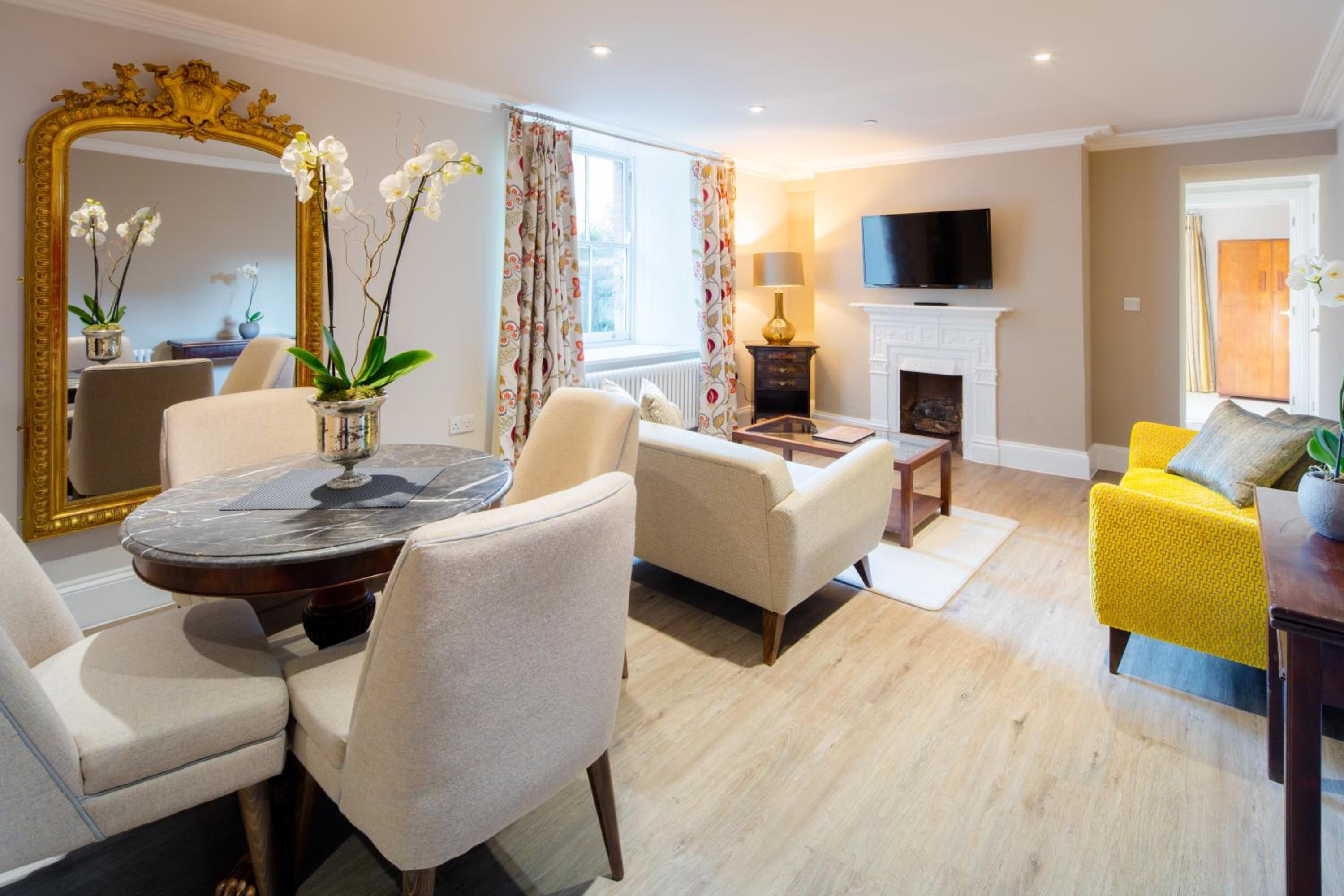 One-Bedroom Suite