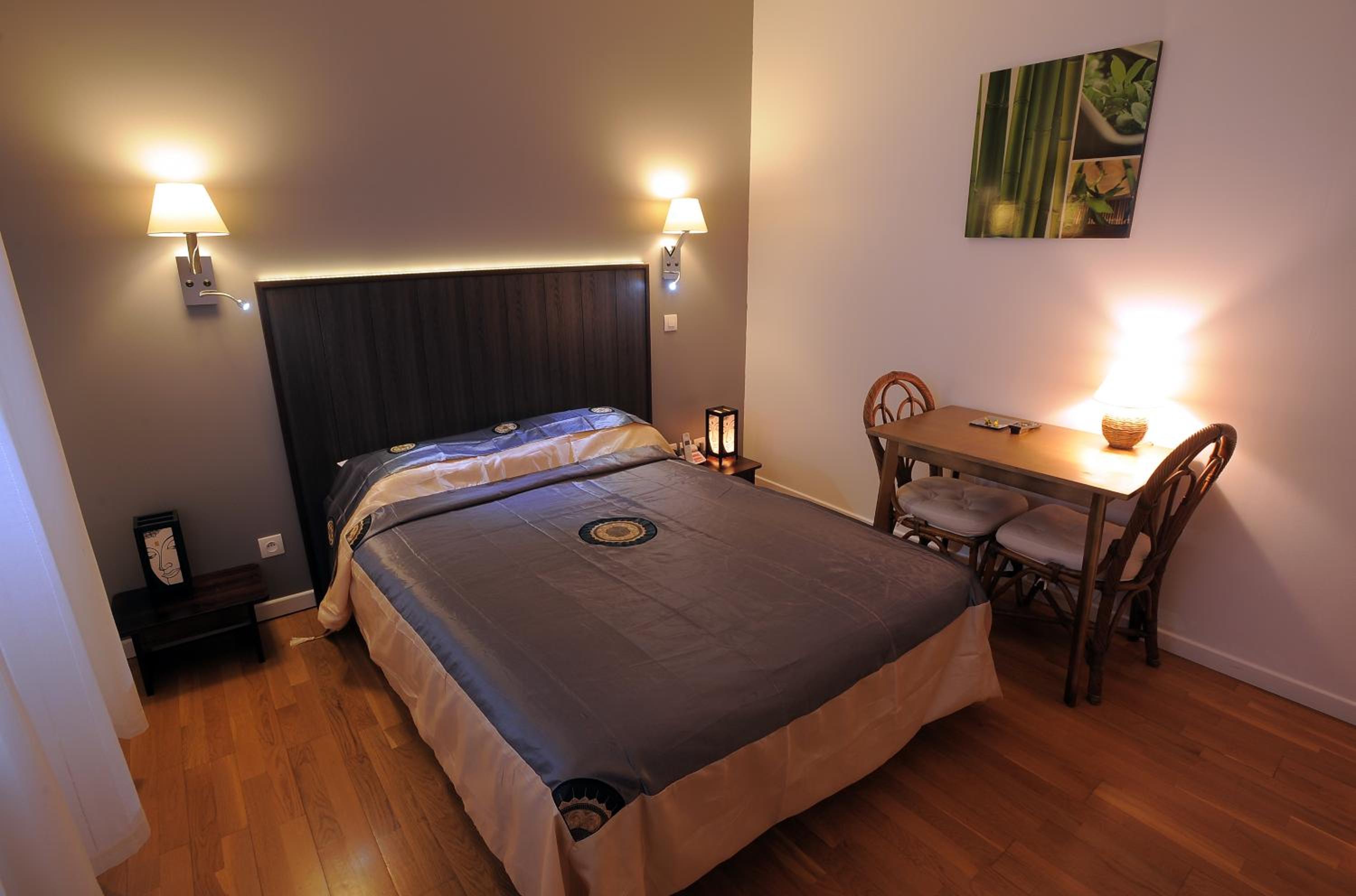 Economic Double Room - Photo 1