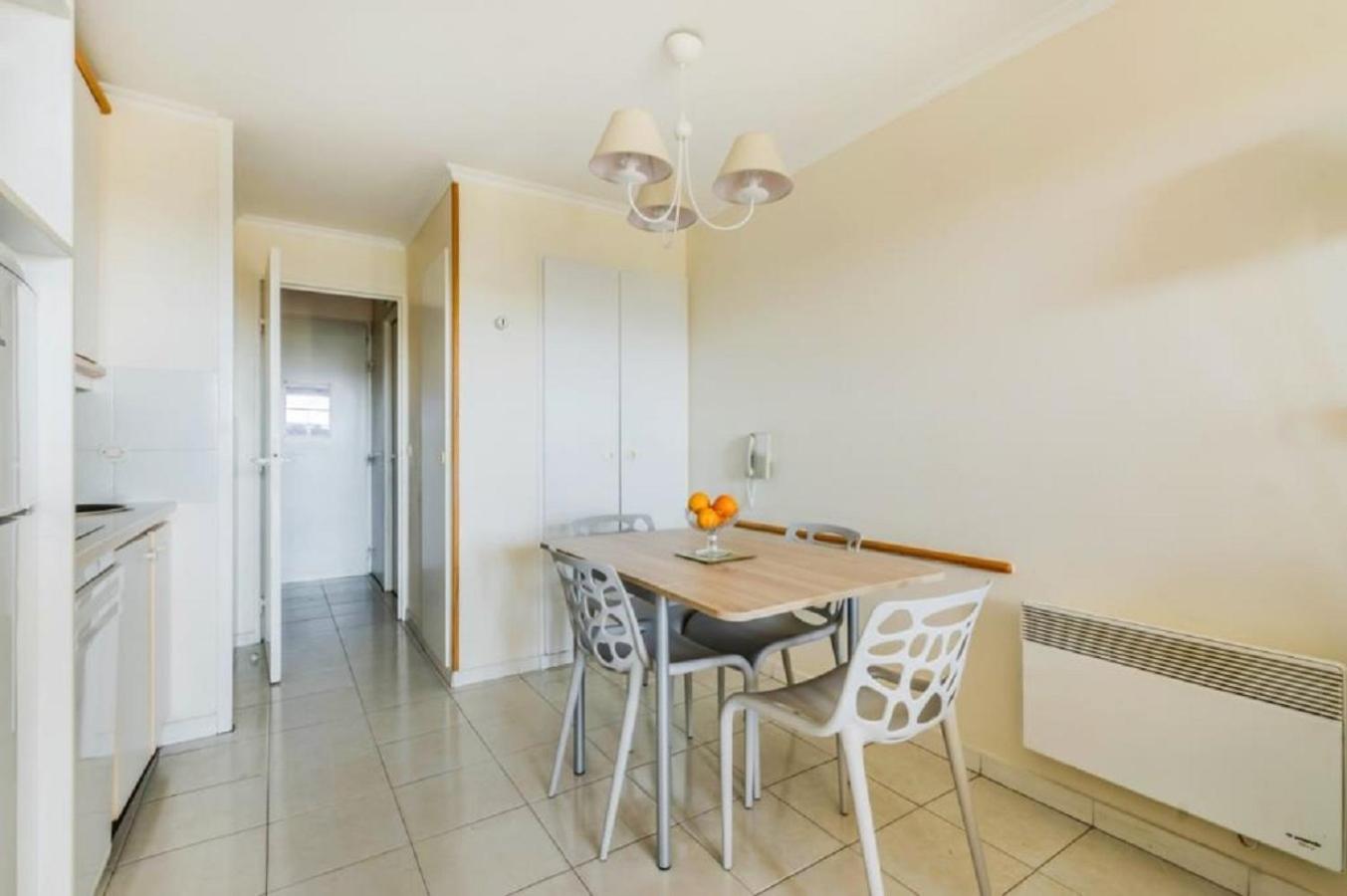 Select One-Bedroom Apartment (6 People) photo 3