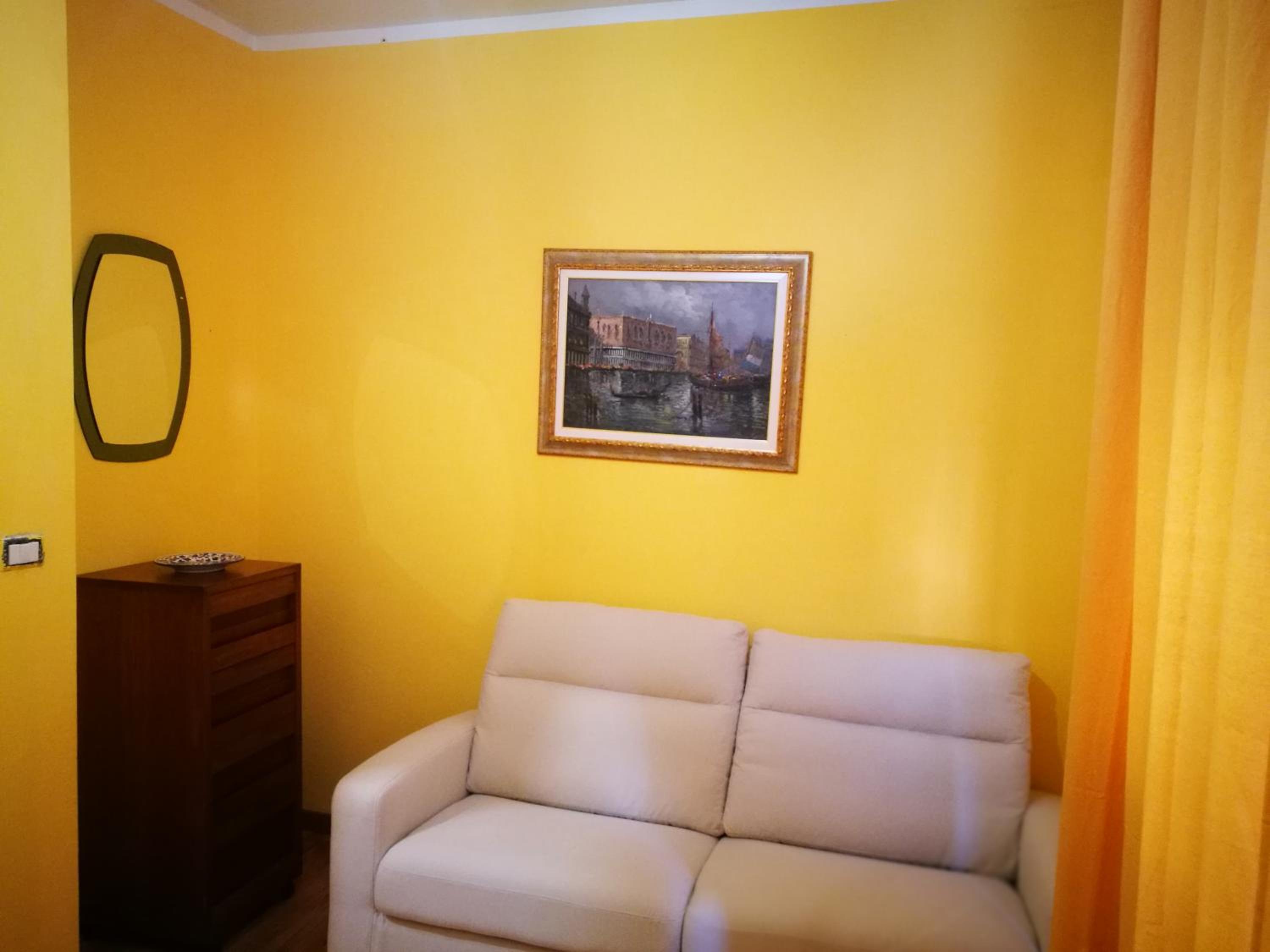 Apartment - Photo 4