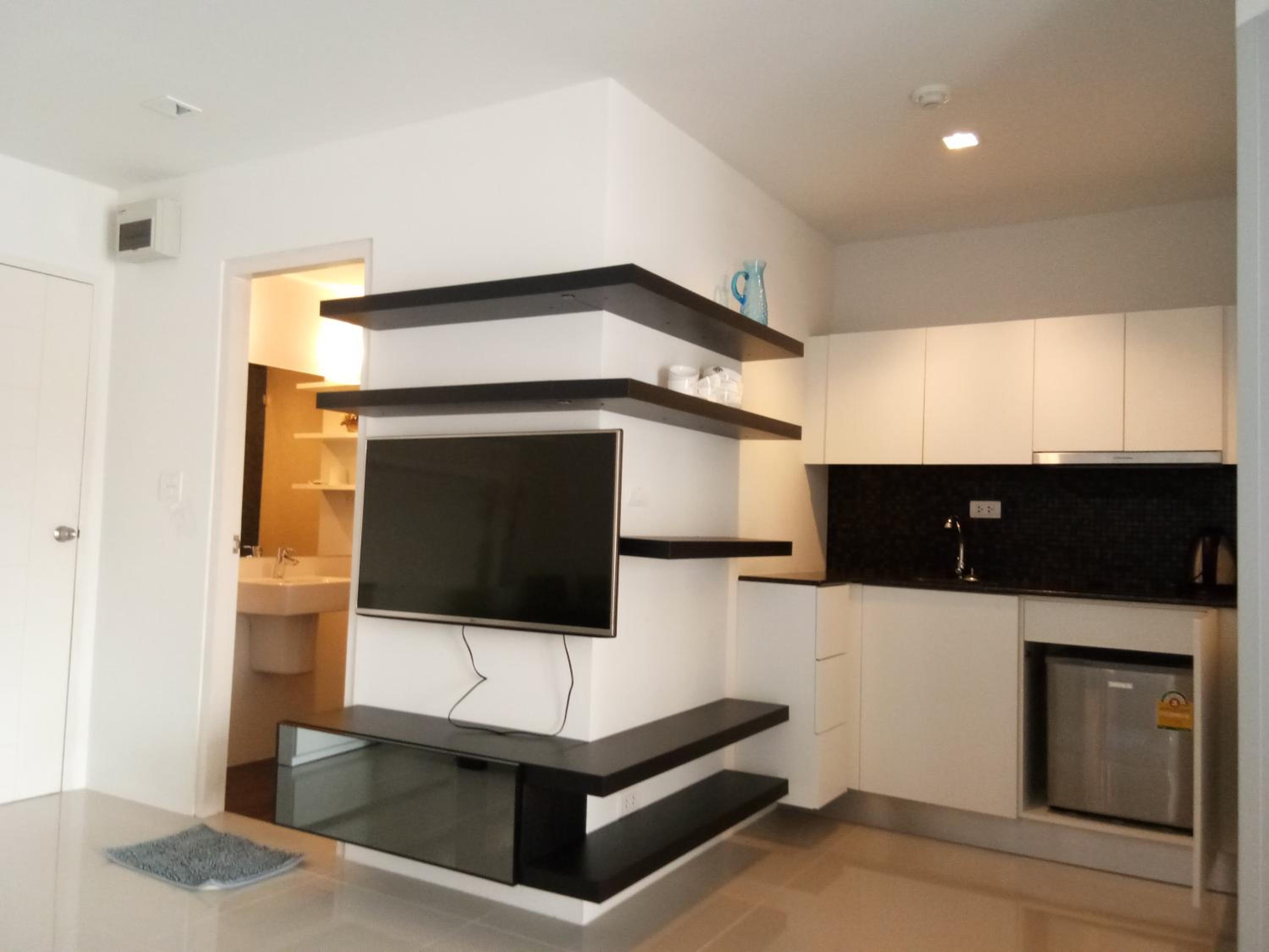 Apartment - Photo 77