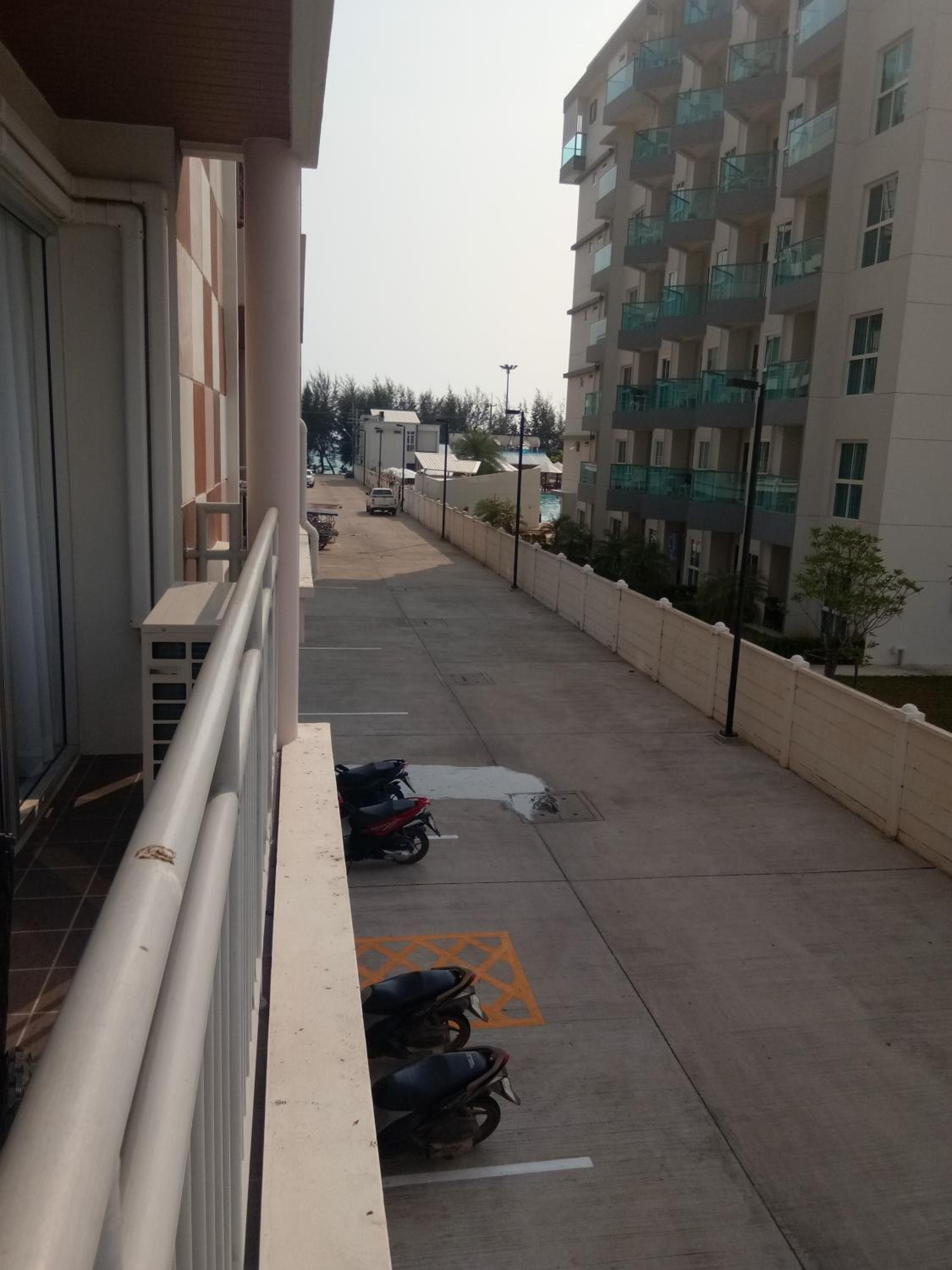 Apartment - Photo 76