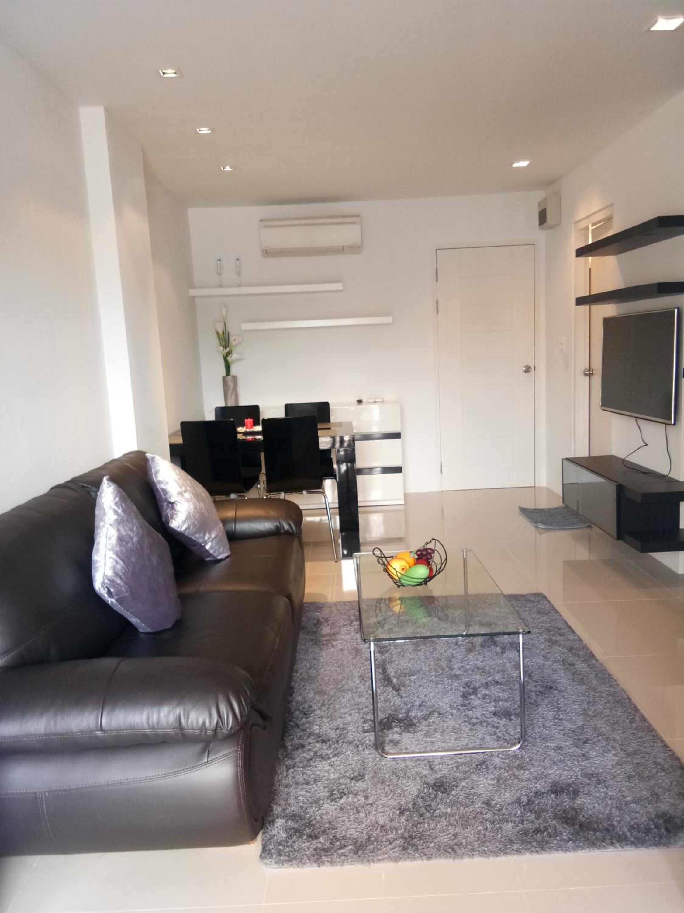 Apartment - Photo 68