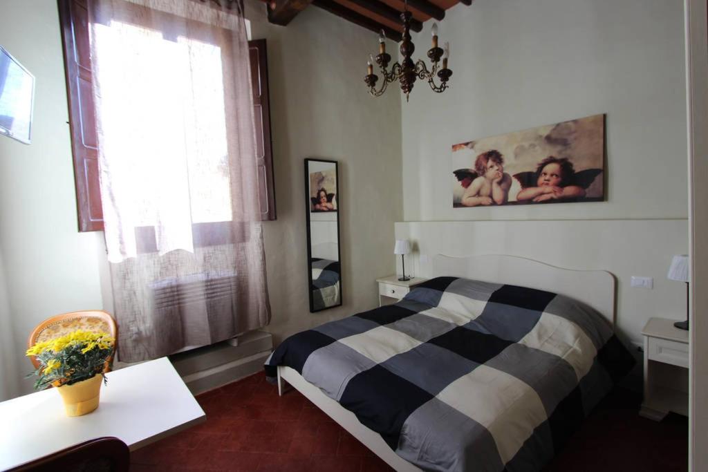 Large Double Room photo 2