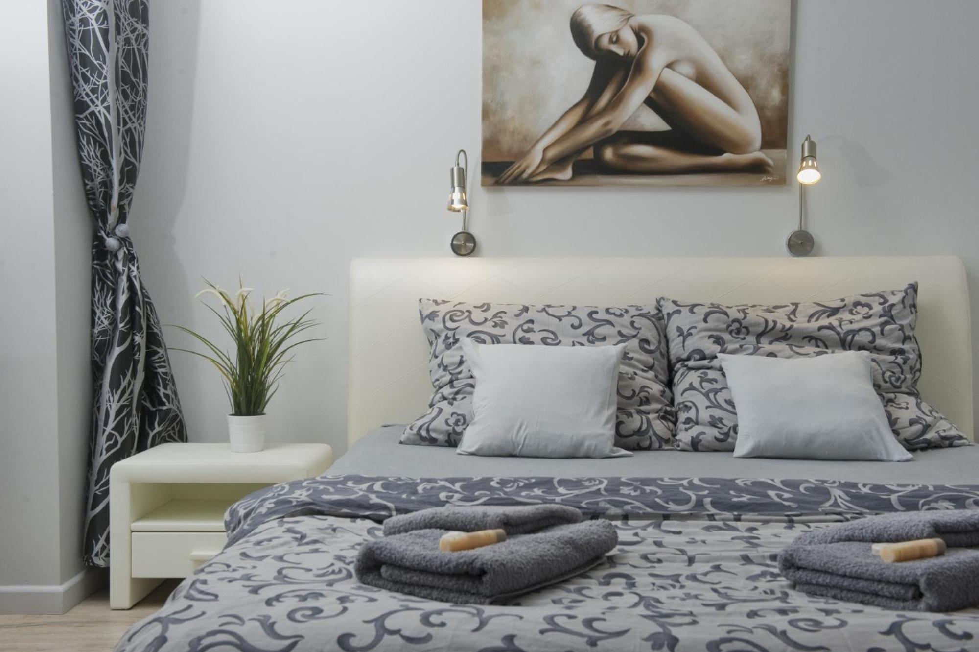 Apartment with Jacuzzi - Photo 11