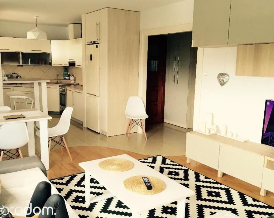 One-Bedroom Apartment - Photo 10