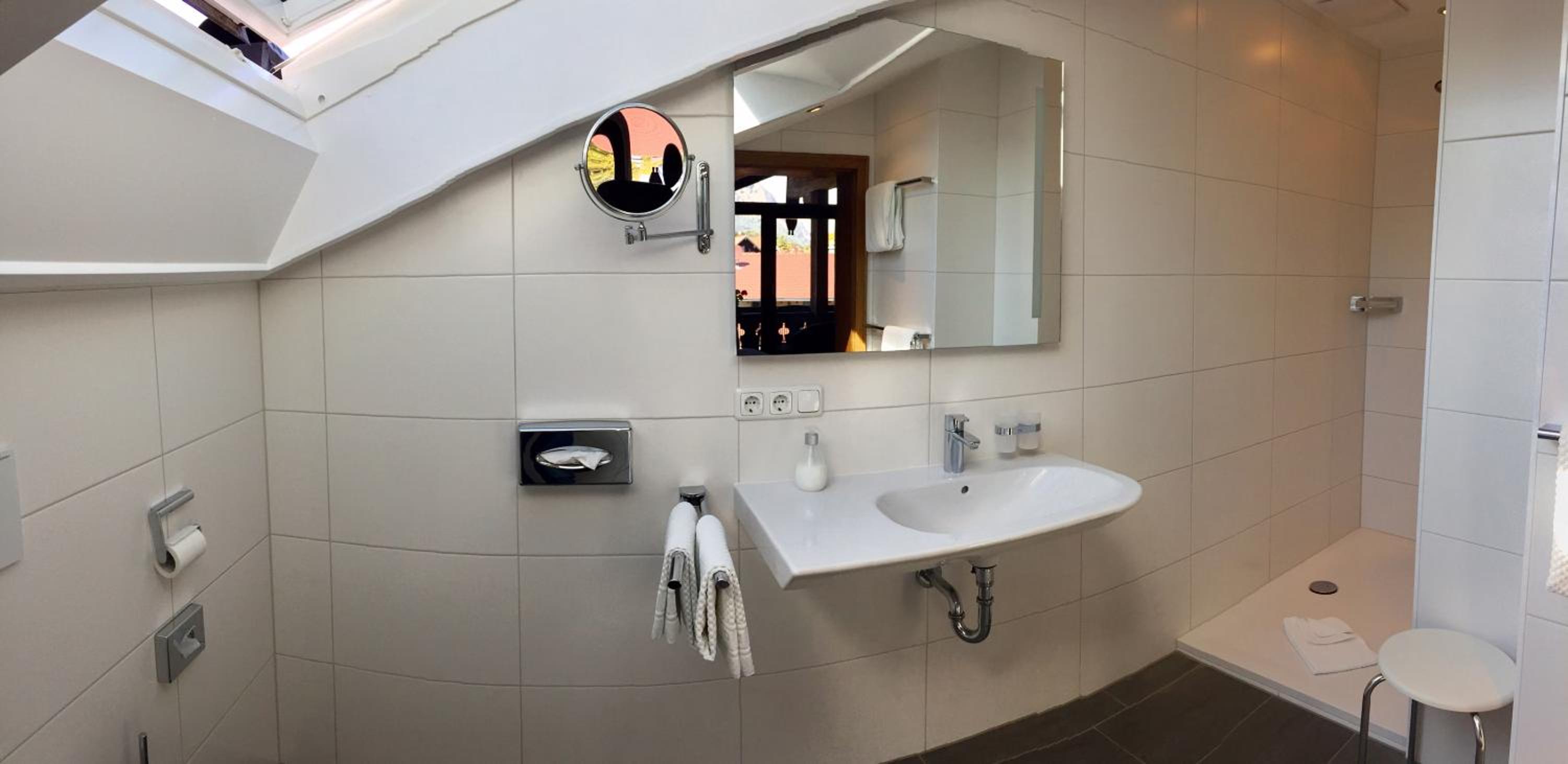 Superior Double Room - Photo 10