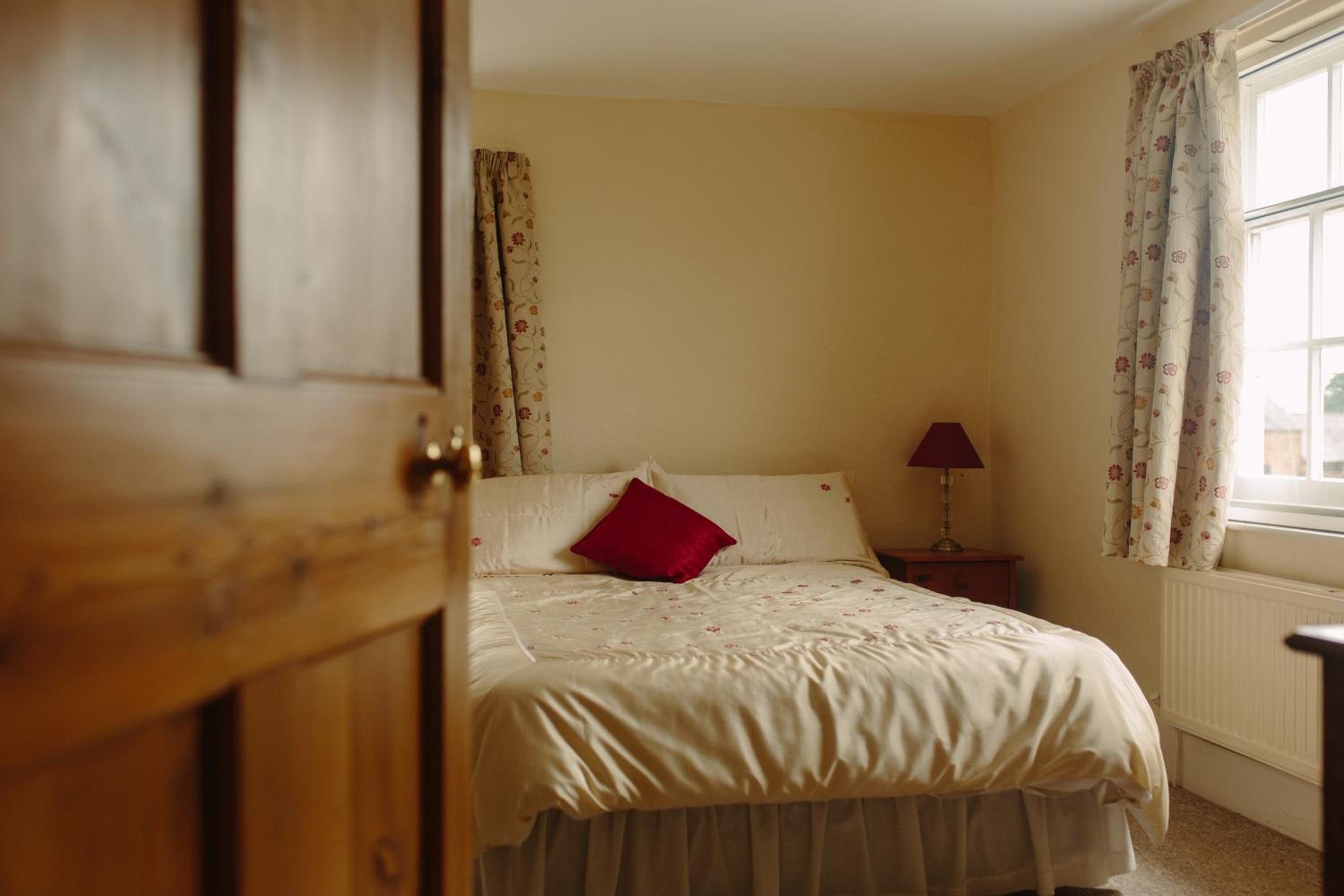 Double Room with Garden View - Photo 8