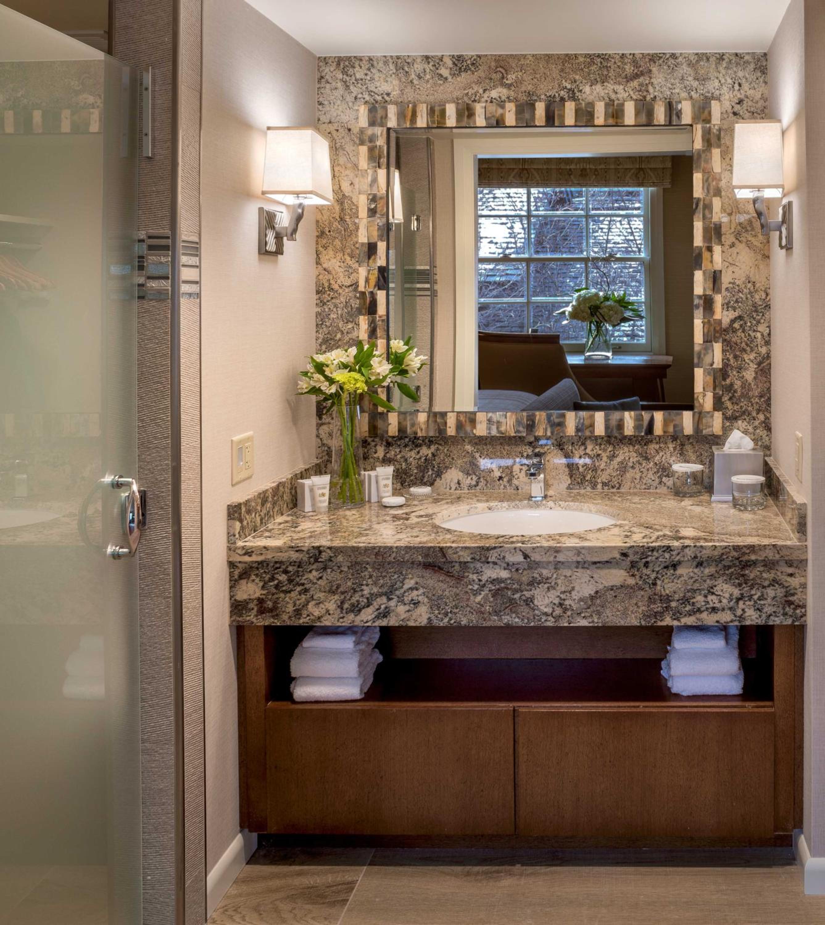 Inn Luxury One King - Photo 4