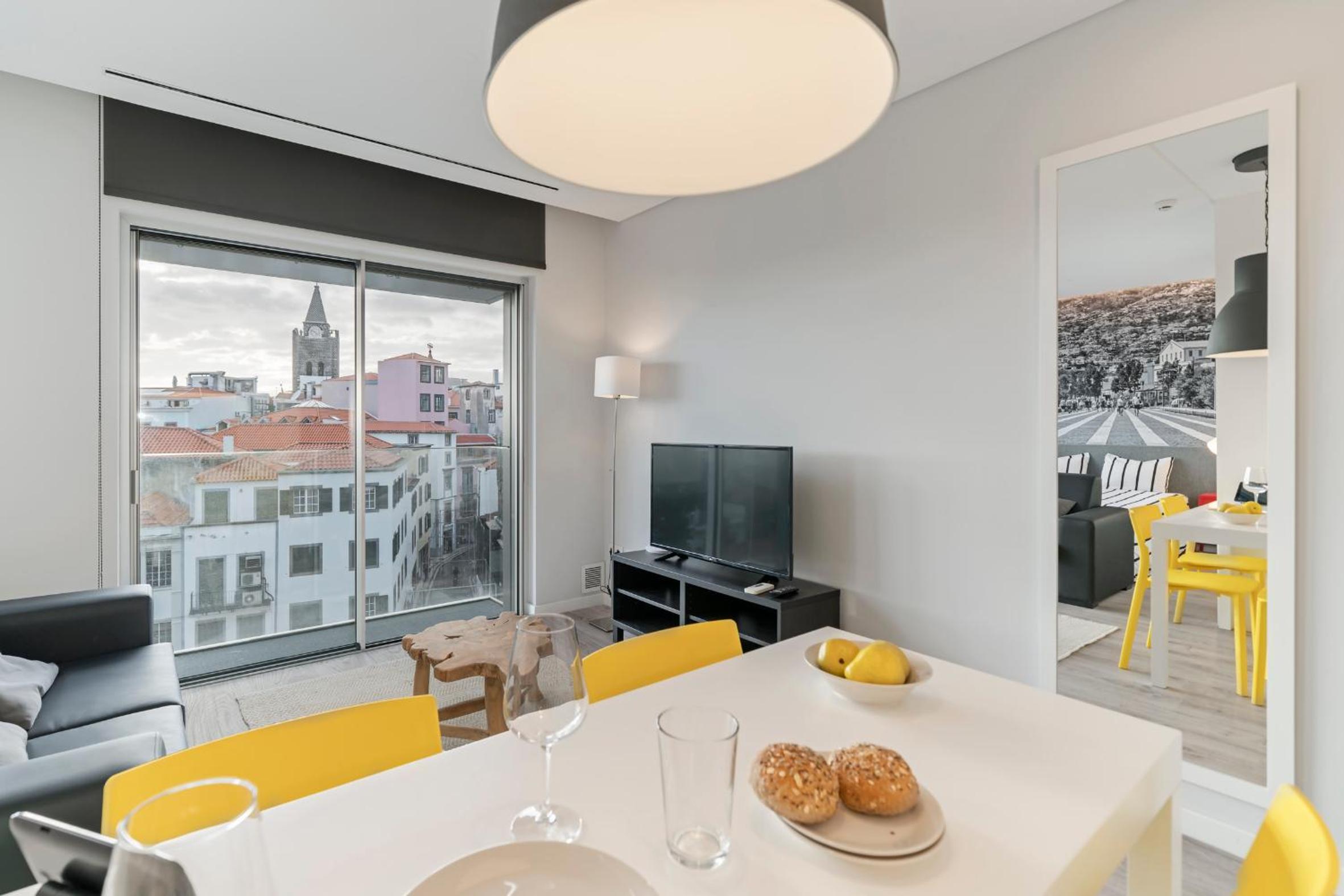 Studio Apartment photo 2