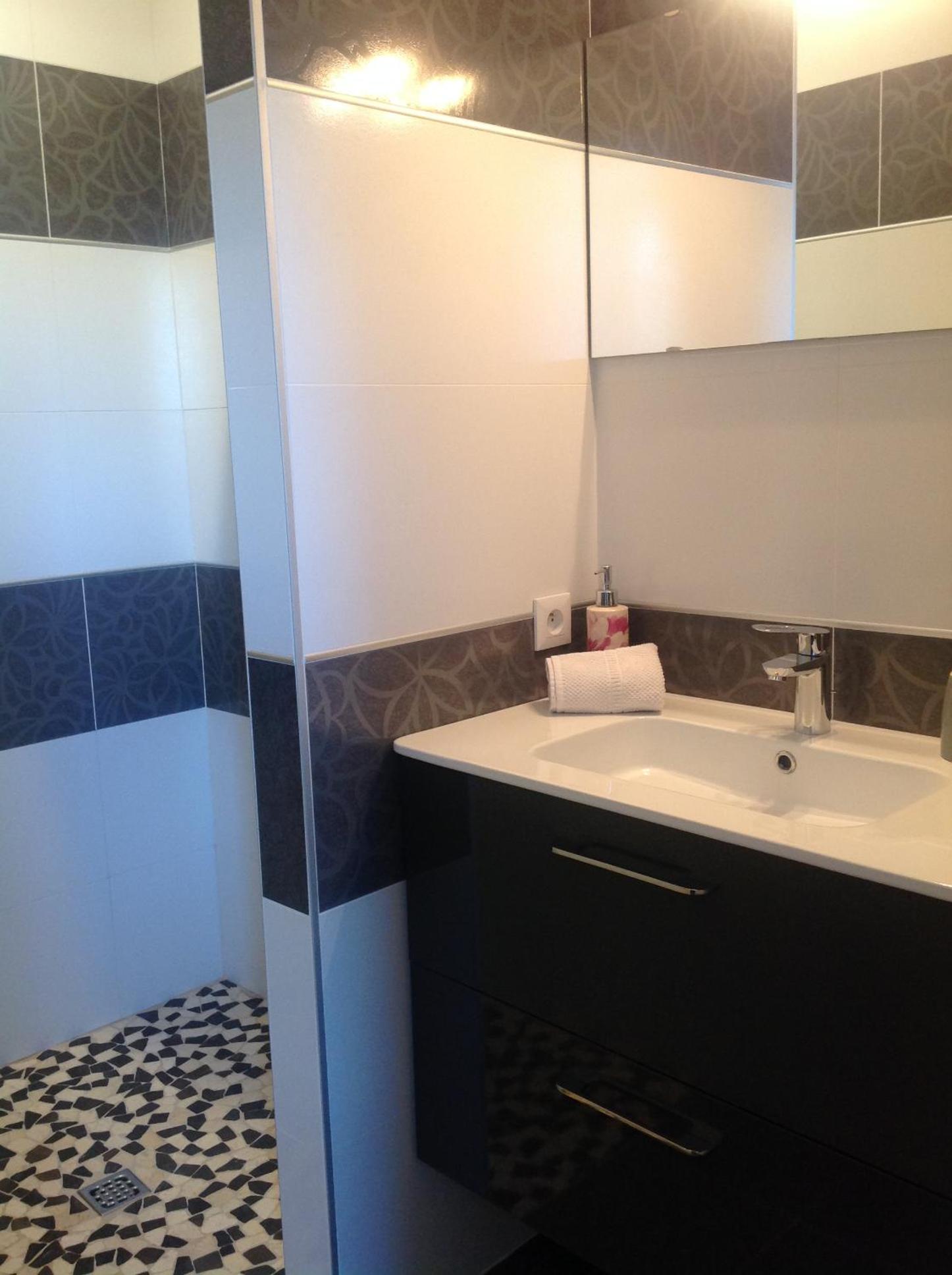 Triple Room with Private External Bathroom - Photo 1