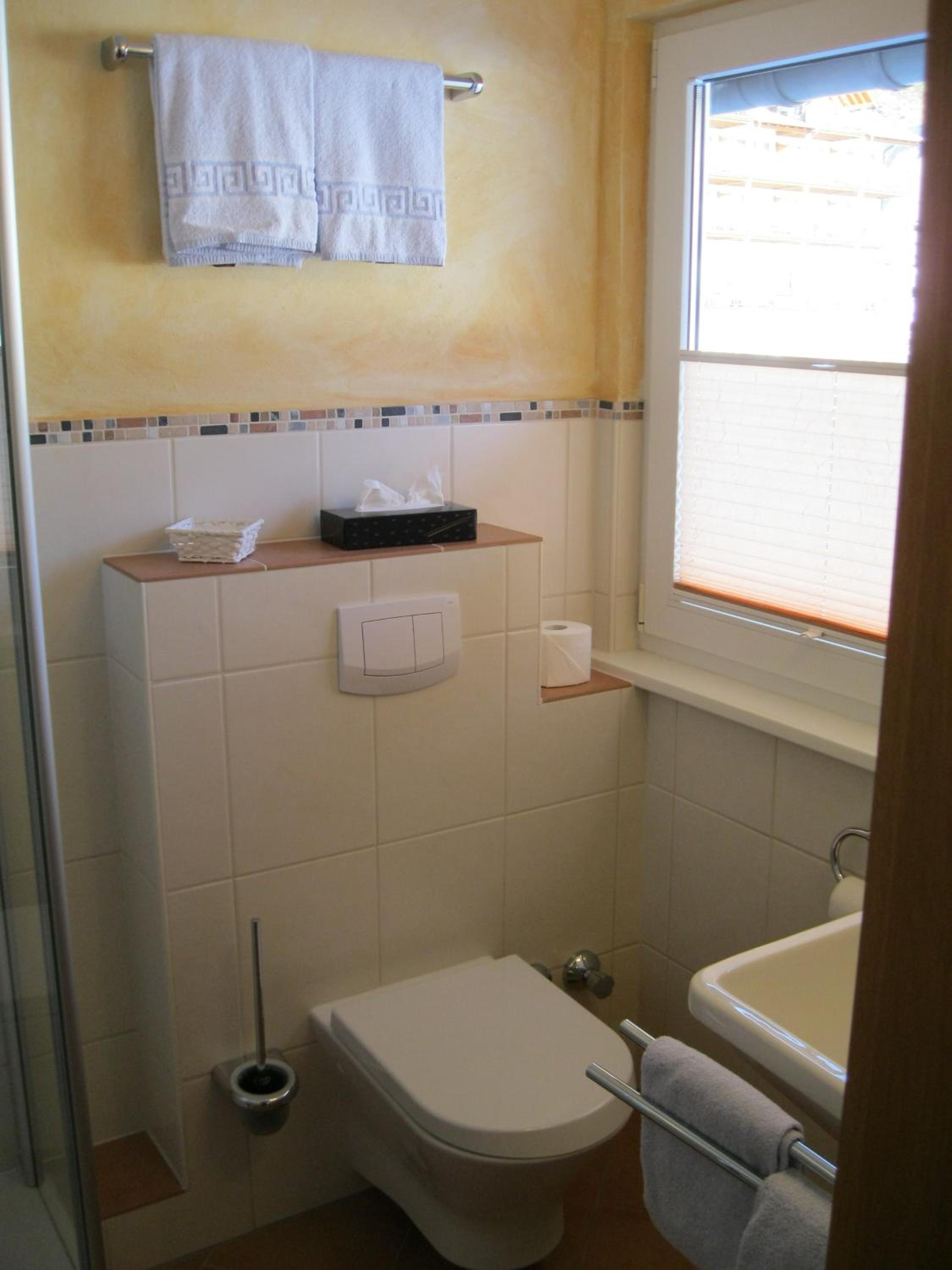 Double Room - Photo 16