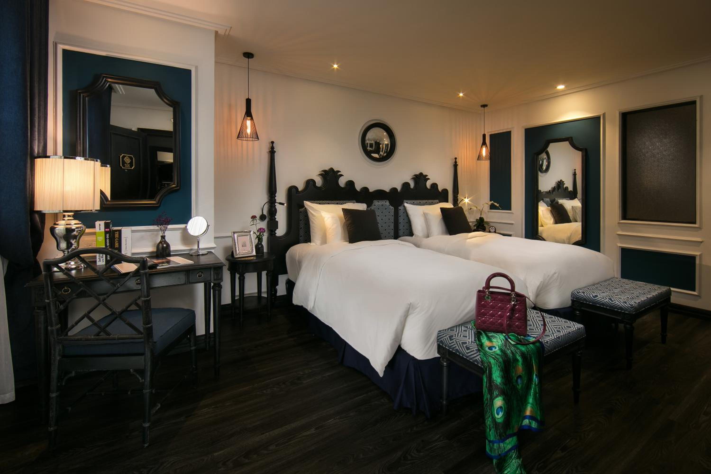 Suite with City View - Photo 4