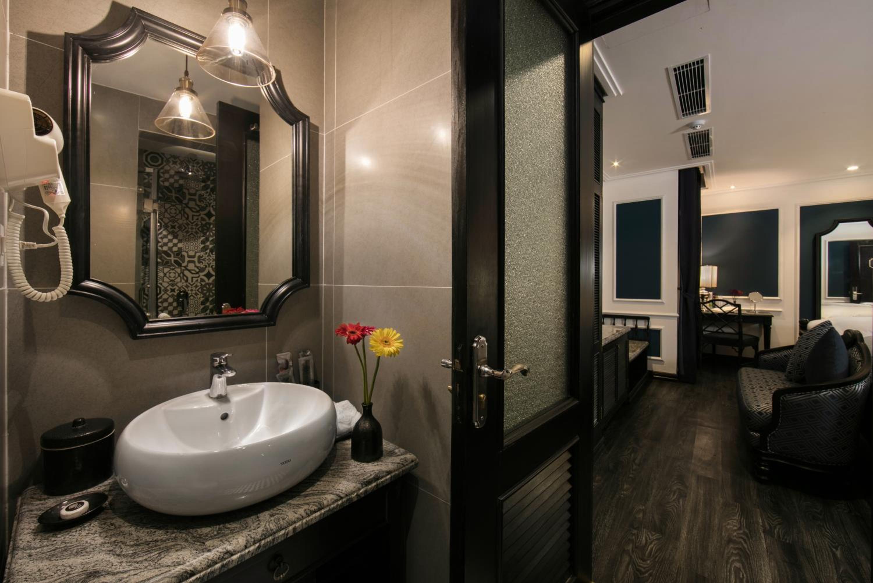 Family Suite - Photo 5