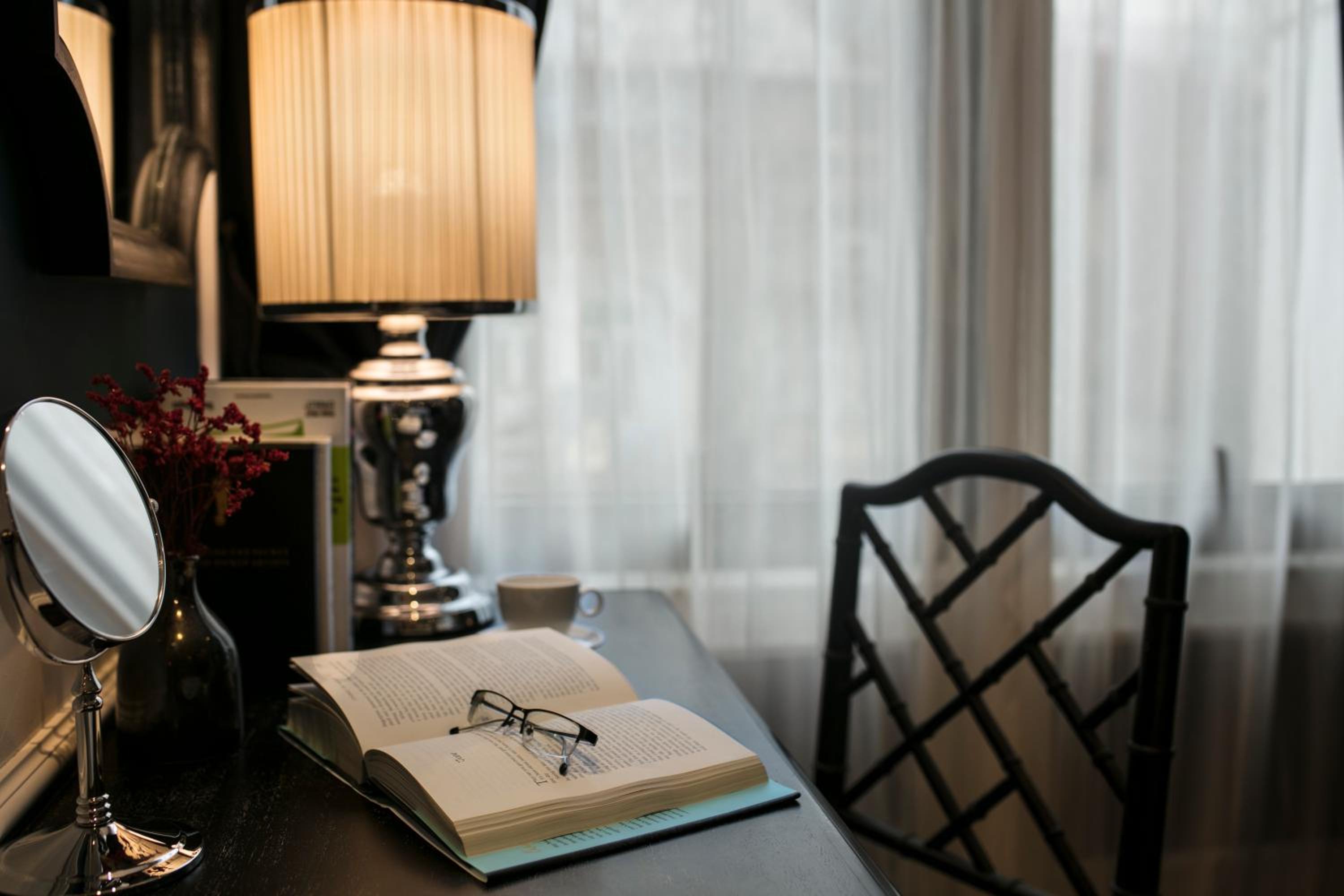Suite with City View - Photo 5